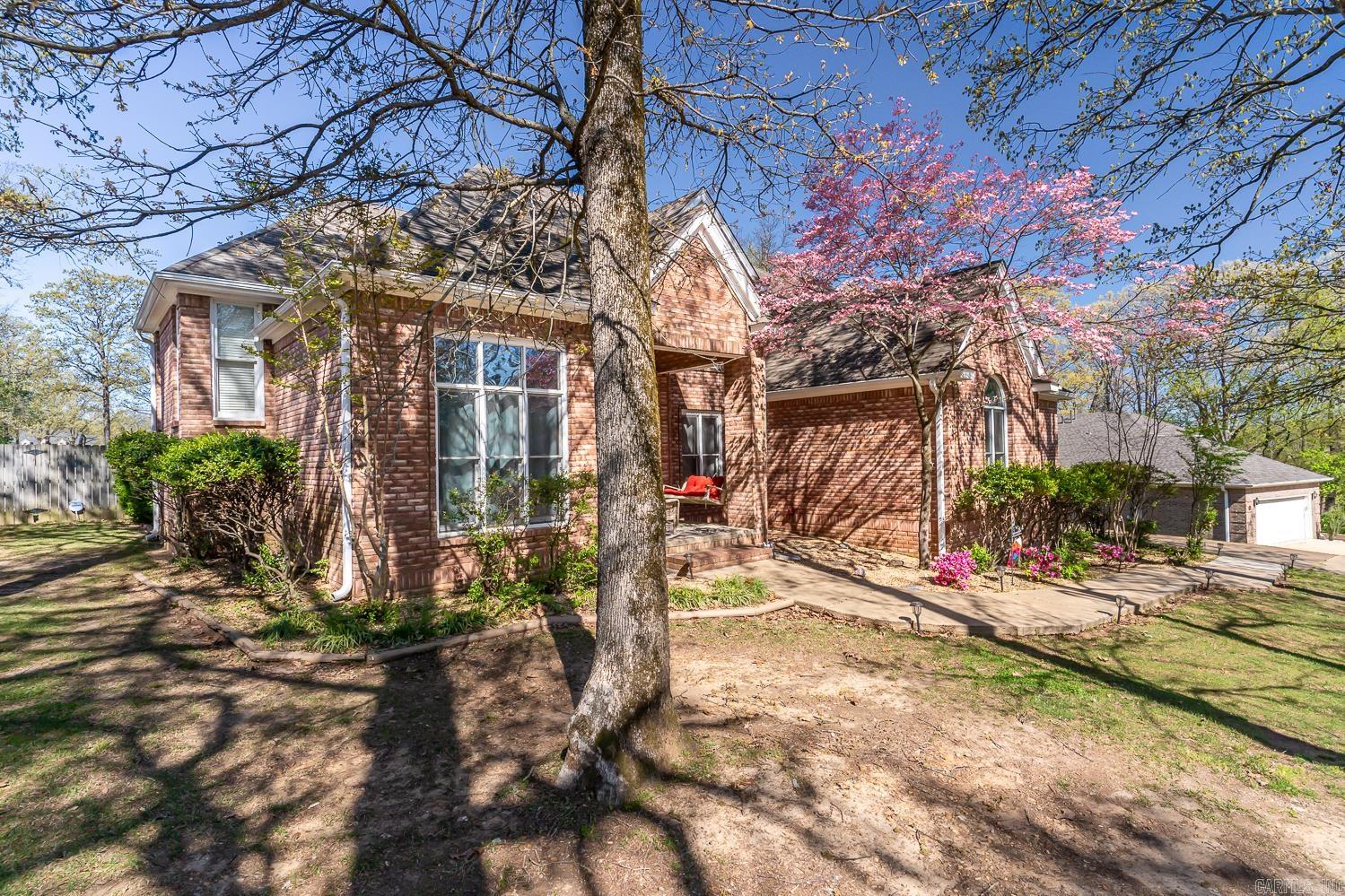 WOODSPRINGS ESTATES - Residential