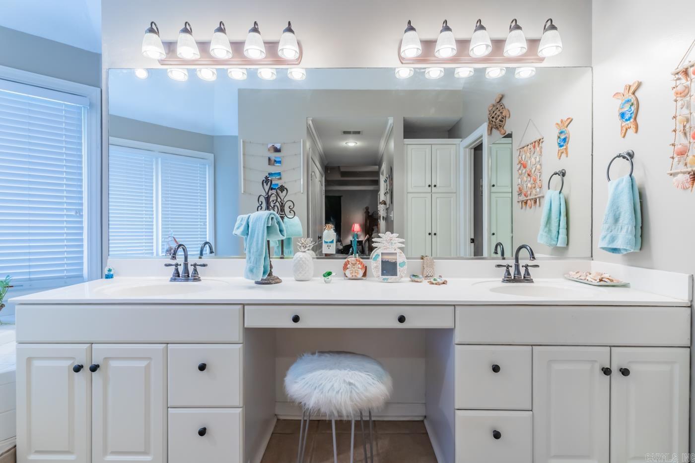 WOODSPRINGS ESTATES - Residential