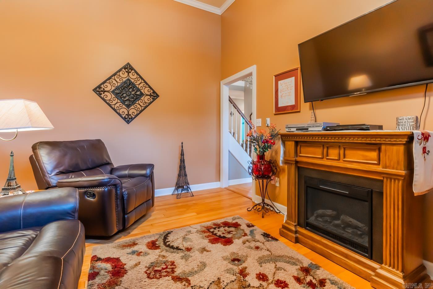 WOODSPRINGS ESTATES - Residential