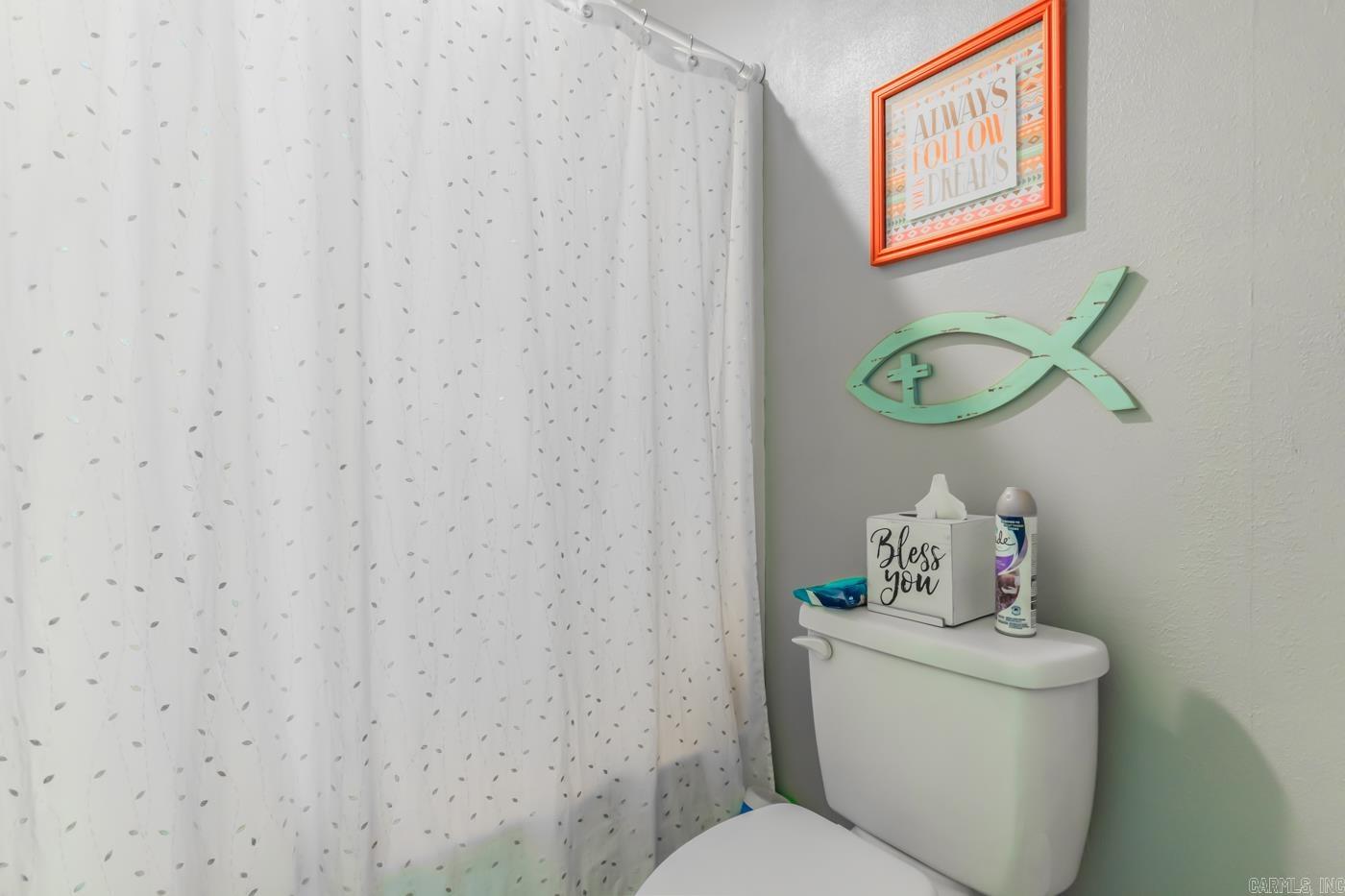 WOODSPRINGS ESTATES - Residential