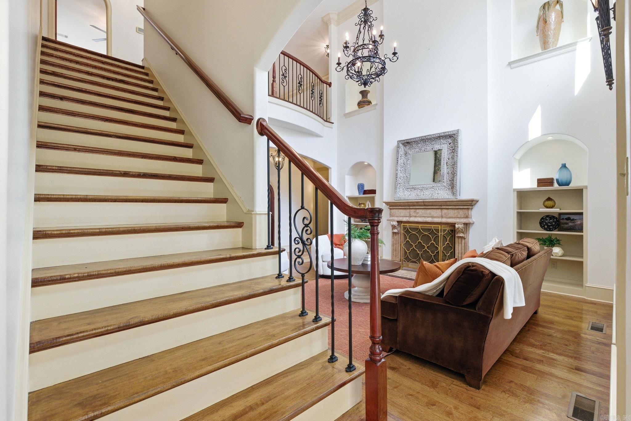 CHENAL DOWNS - Residential