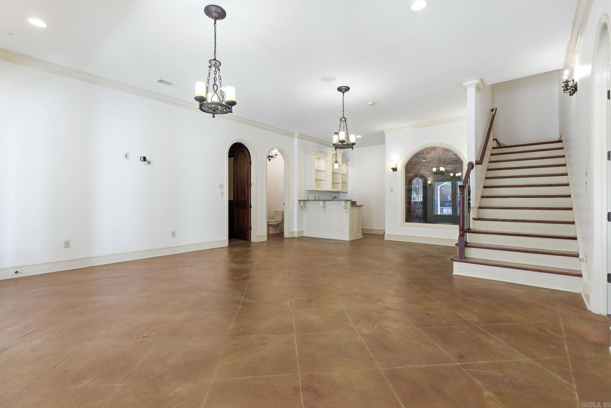 CHENAL DOWNS - Residential