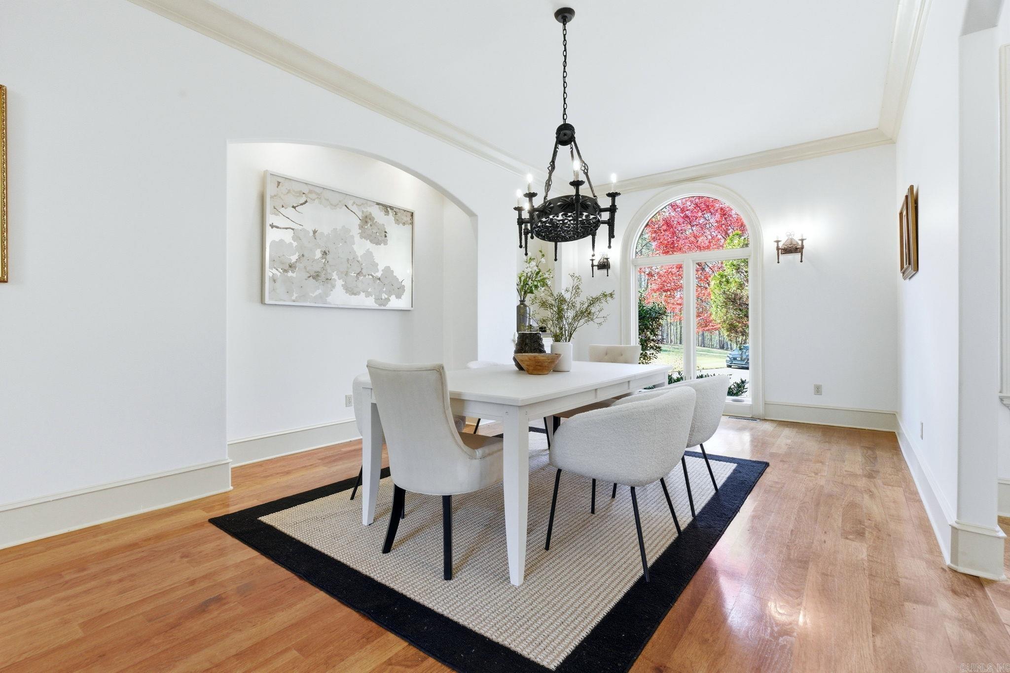 CHENAL DOWNS - Residential