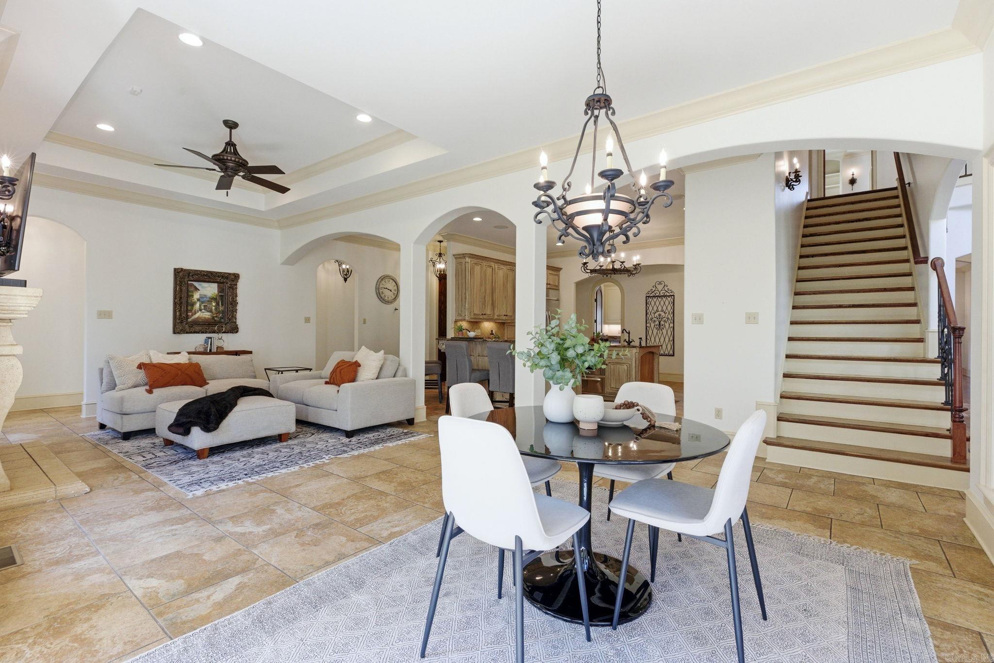 CHENAL DOWNS - Residential