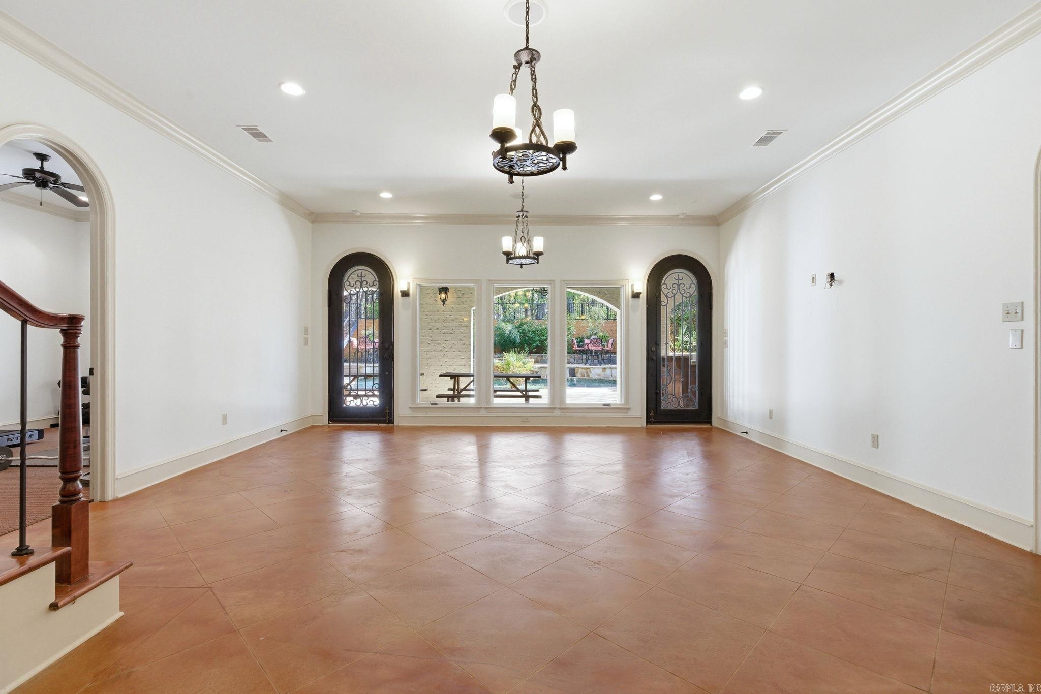 CHENAL DOWNS - Residential