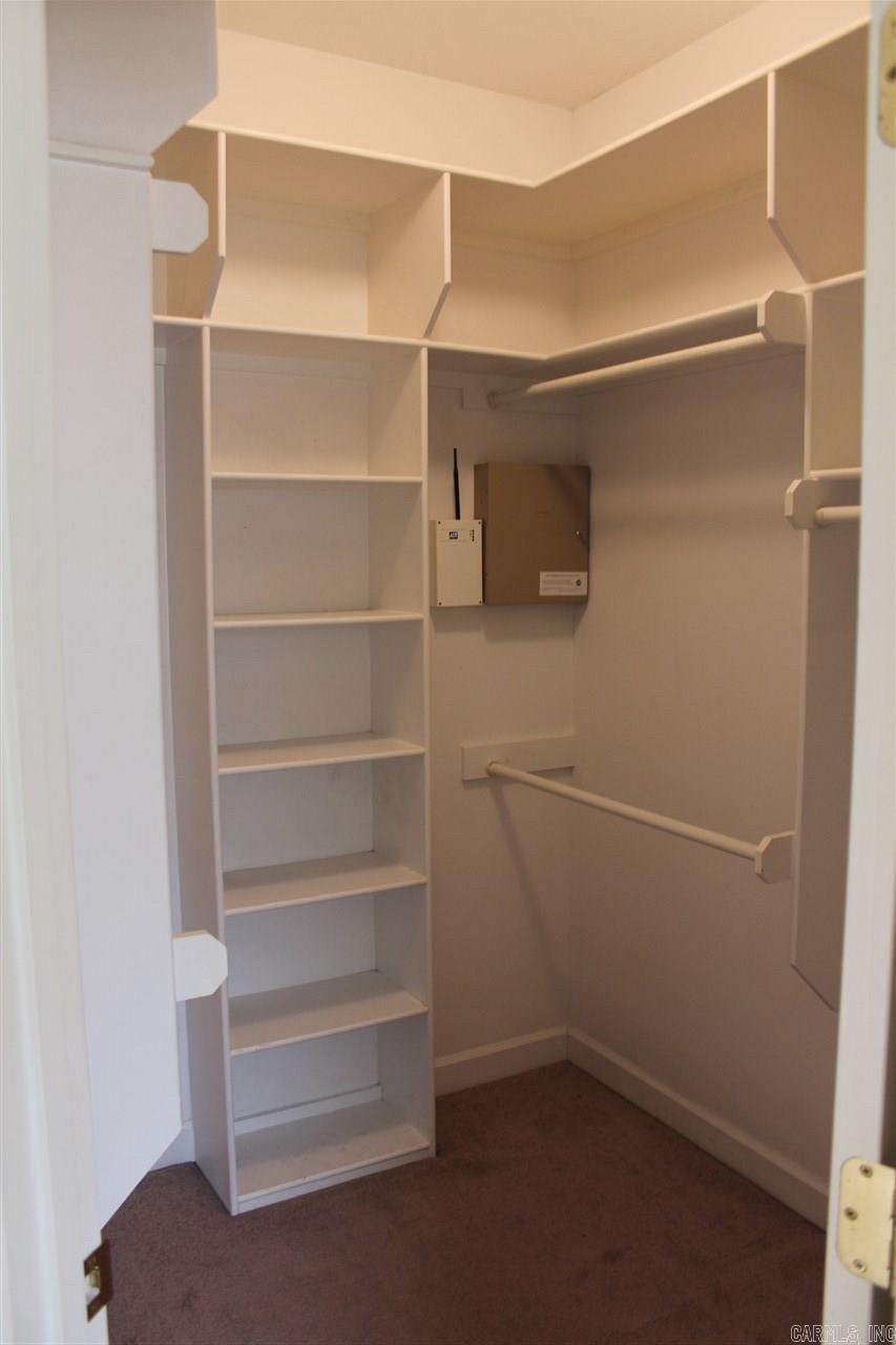 COLLENWOOD - Residential Lease
