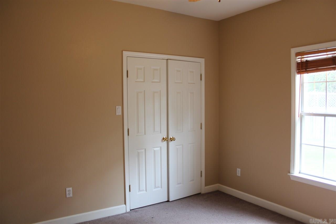 COLLENWOOD - Residential Lease