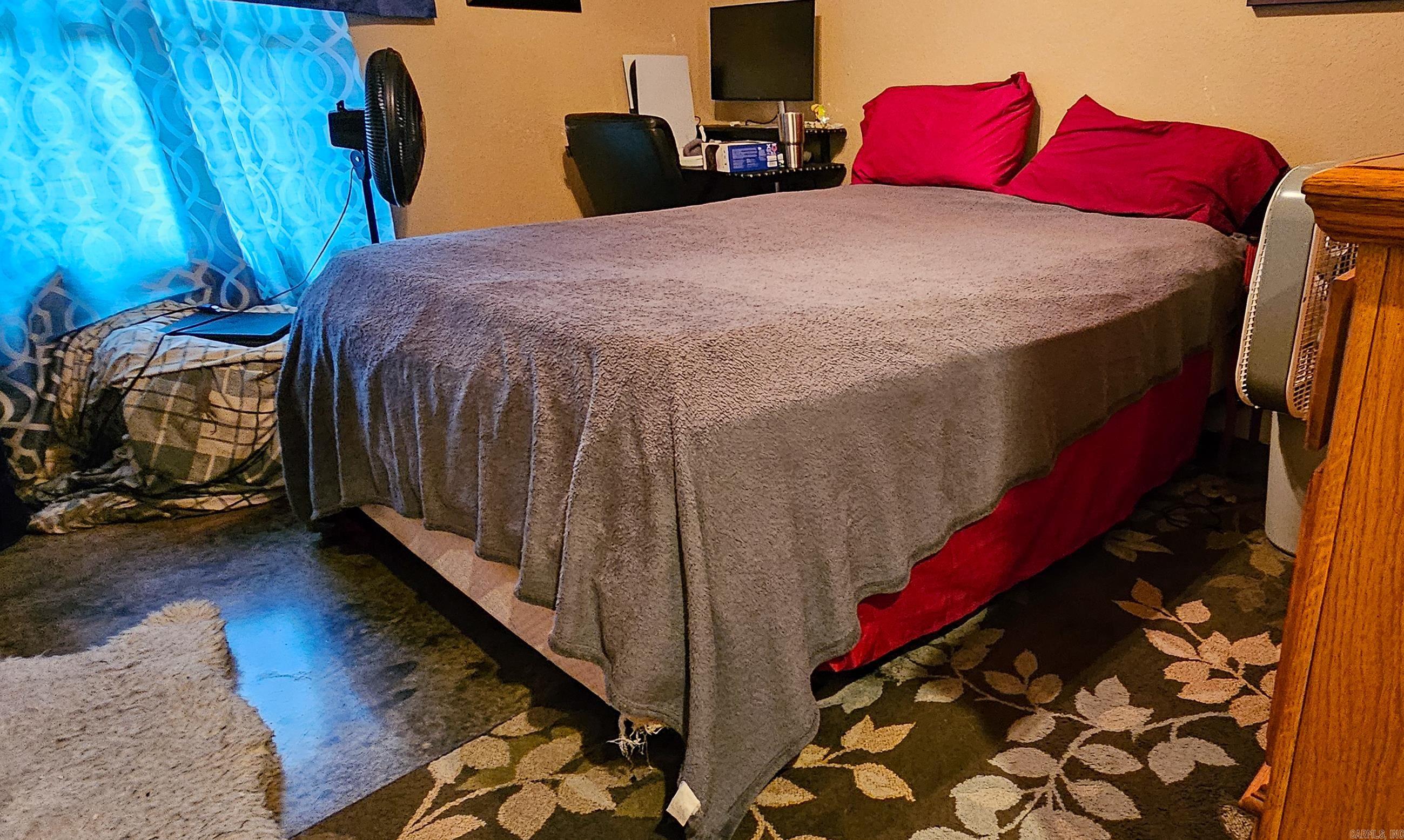 BARKER BROTHERS - Residential