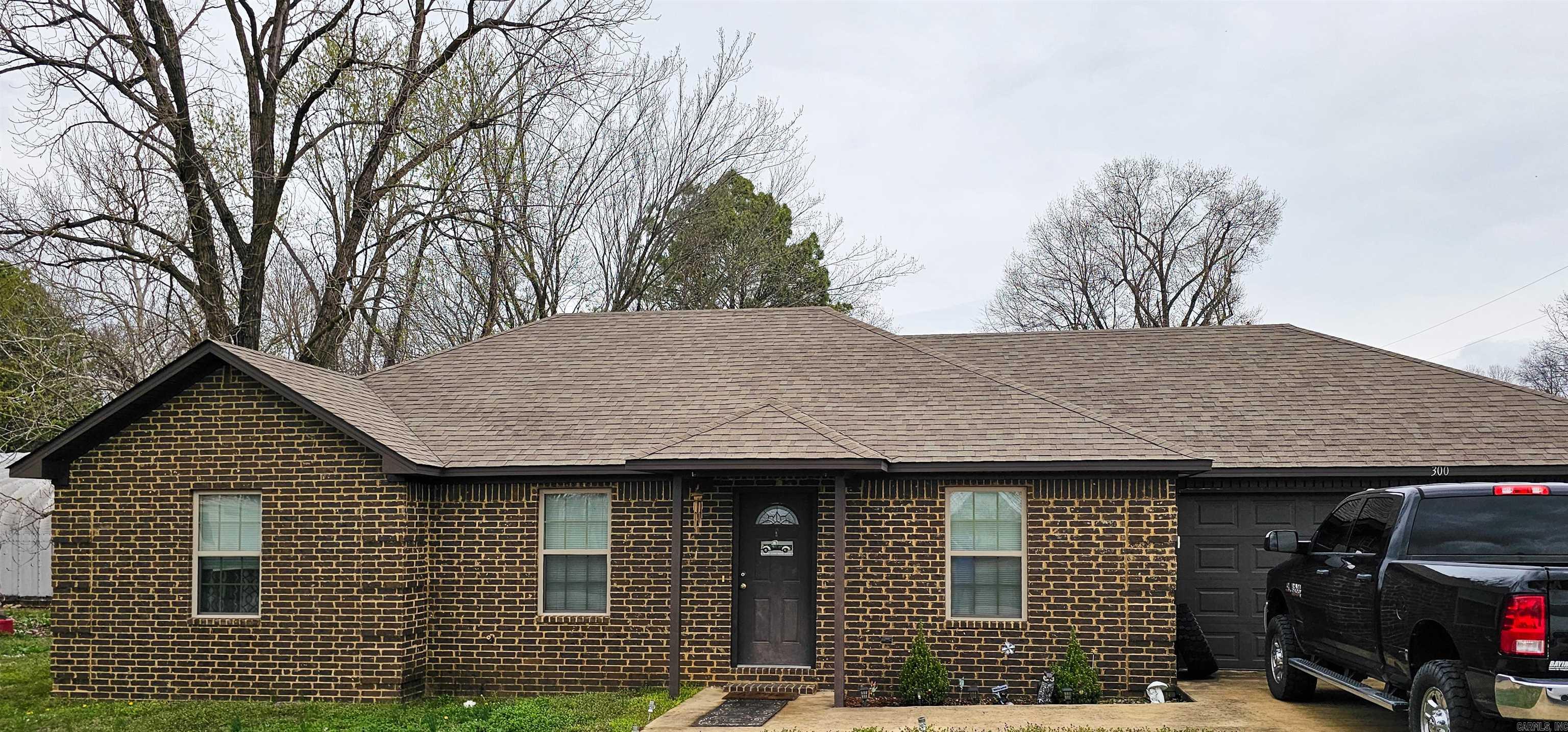 BARKER BROTHERS - Residential