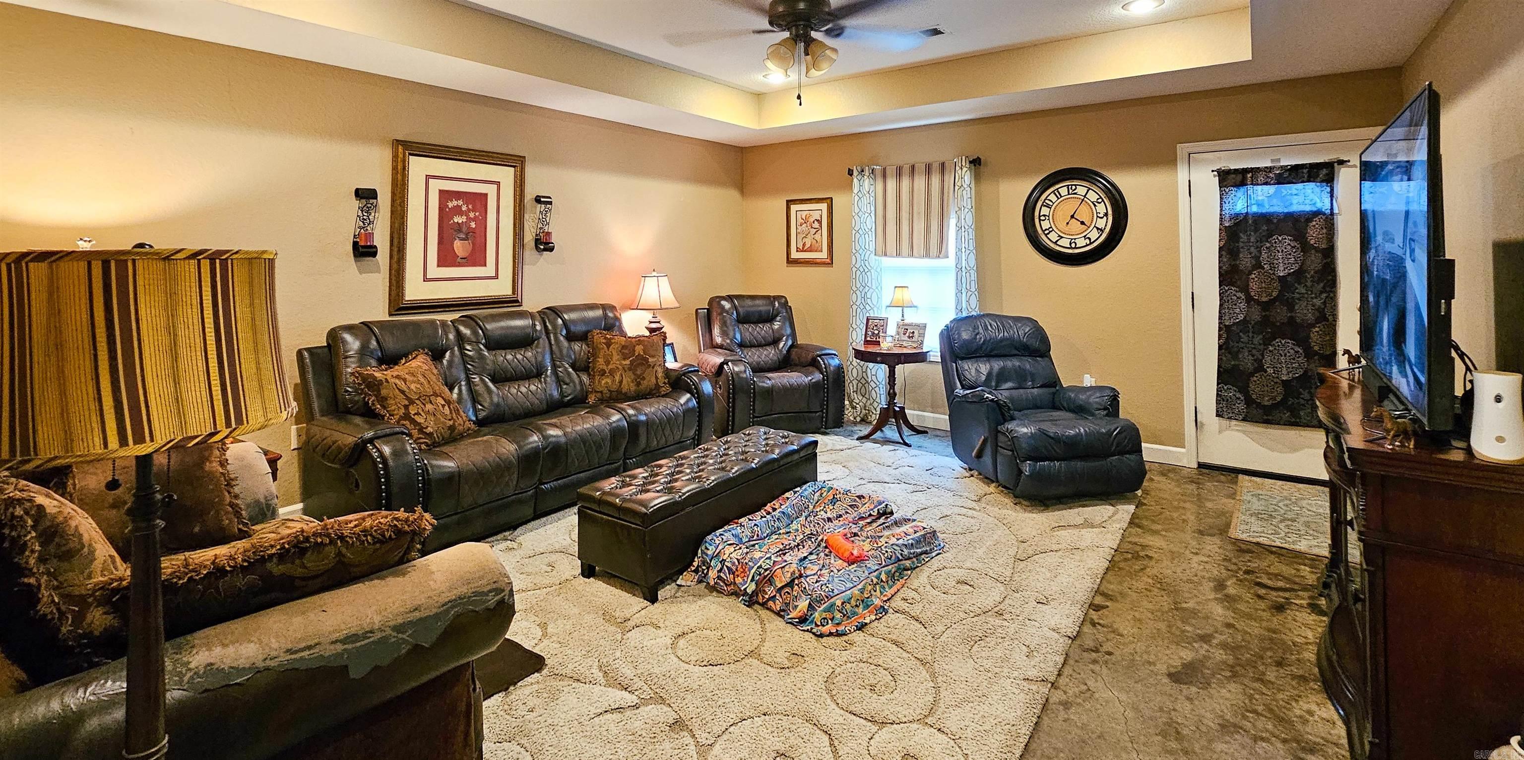 BARKER BROTHERS - Residential