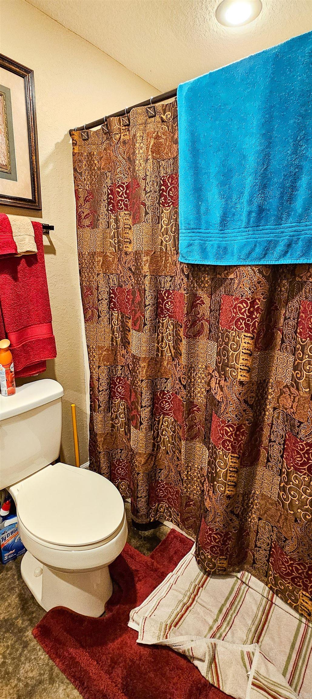 BARKER BROTHERS - Residential