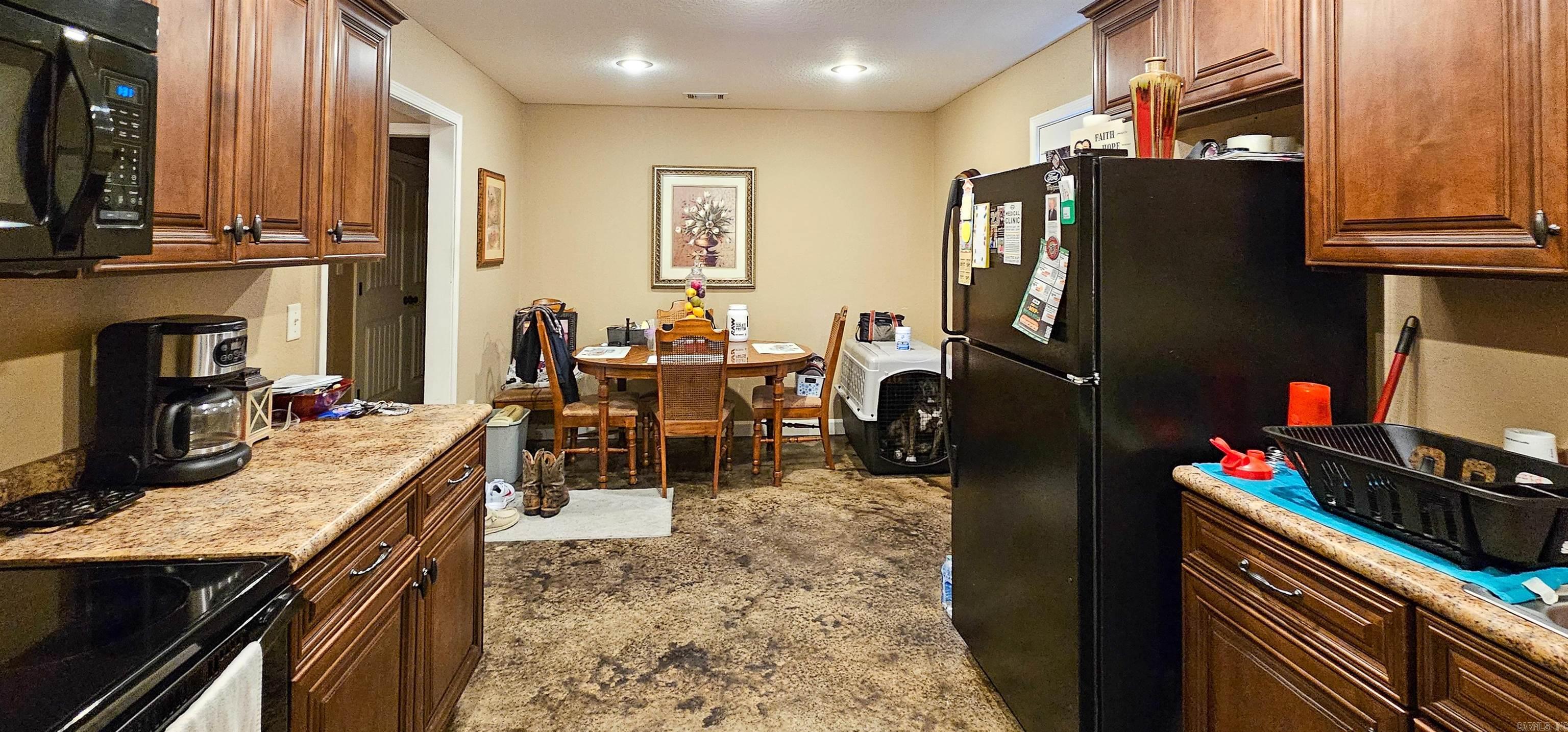 BARKER BROTHERS - Residential