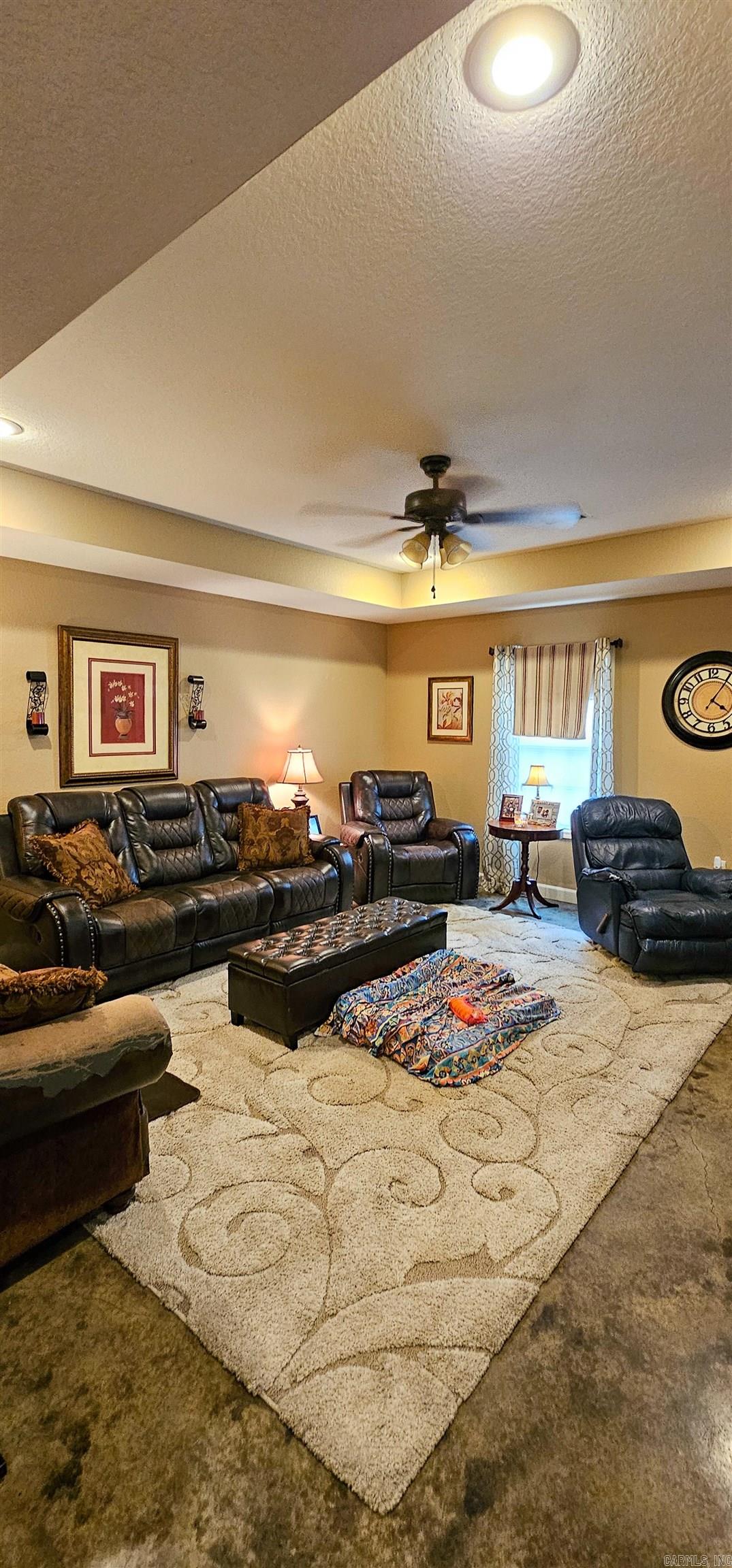 BARKER BROTHERS - Residential