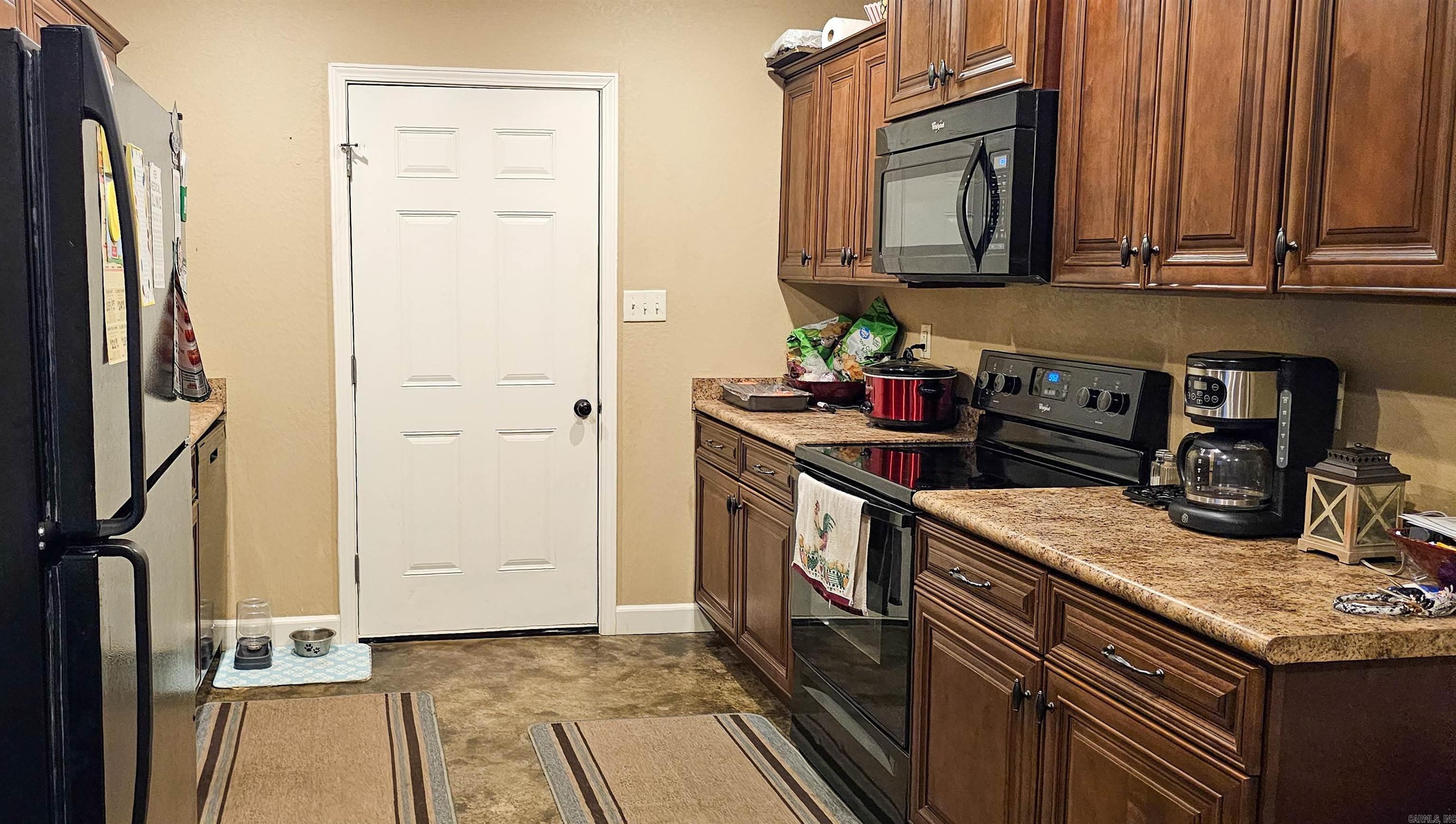 BARKER BROTHERS - Residential