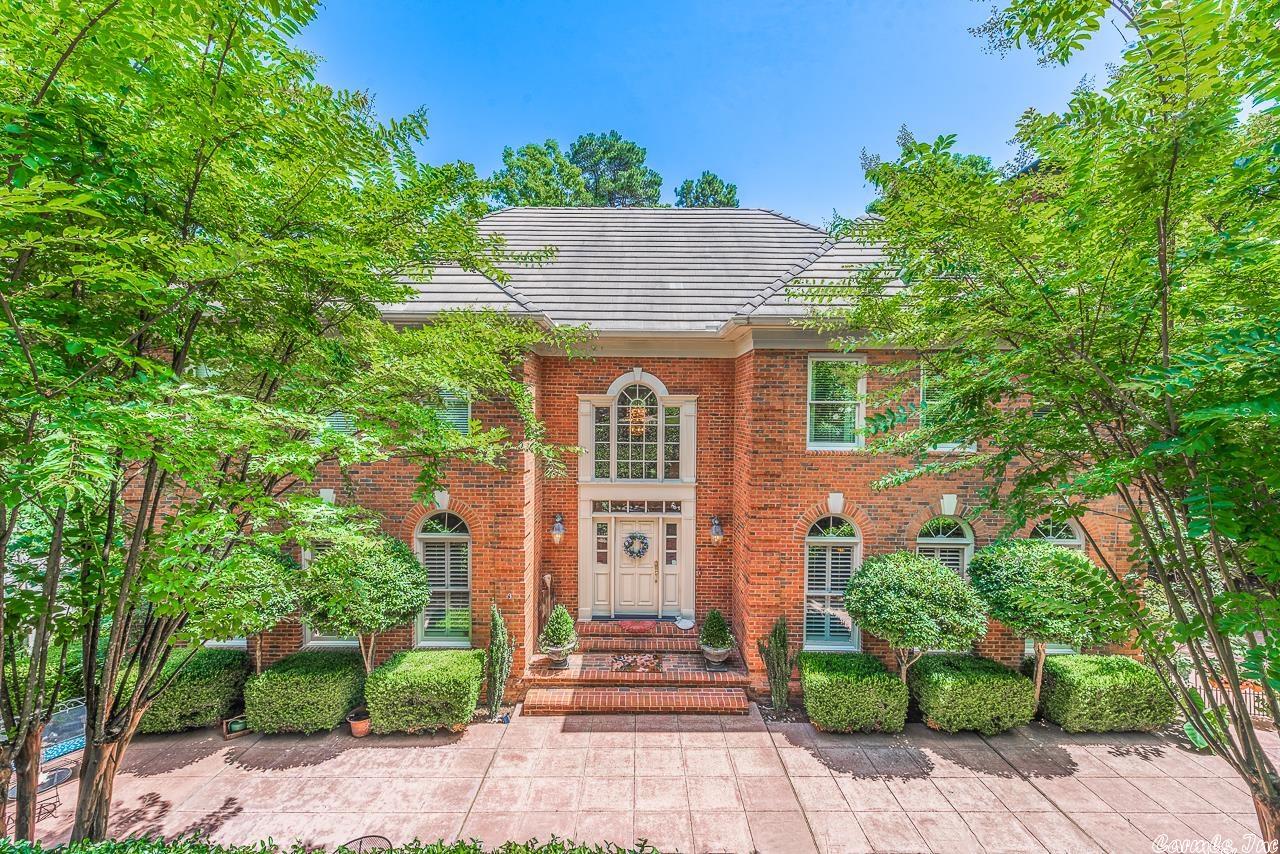 Beautiful Majestic Georgian home in a gated community located minutes from the Heights & shopping, with a private courtyard. Beautiful entry w/marble floors and beautiful lighting. Main level-3 huge living areas, 2 FP, formal dining, office/library, large kitchen w/ birds eye view breakfast room and walk-in pantry. Upstairs-Master suite w/FP + his/hers walk-in 3 add brms w/2 bths + laundry. The lower level-has an in-laws quarters or collage std w/media/den, 2nd kithchen and laundry room. SEE AGENT REMARKS