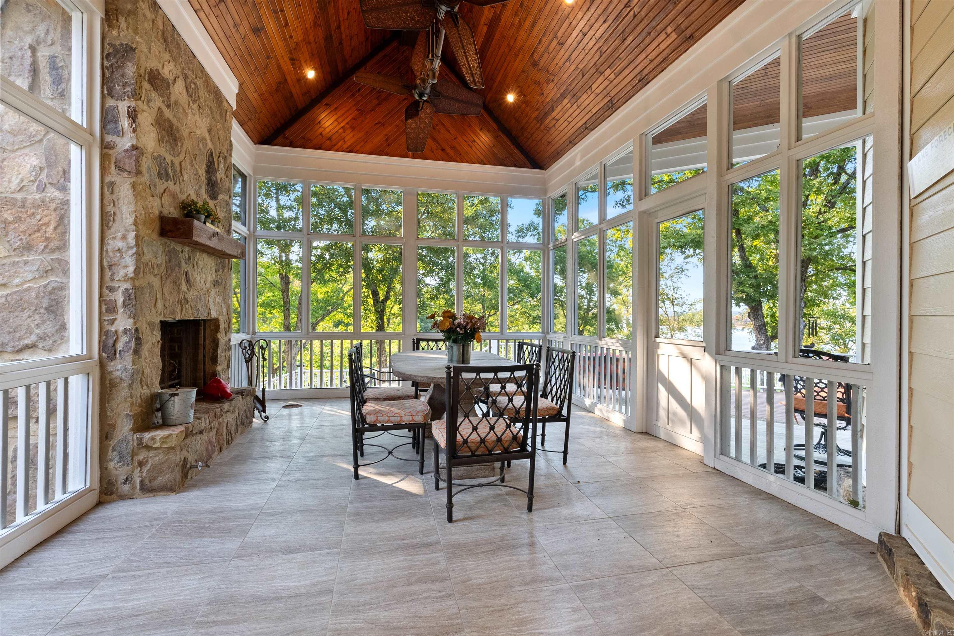 BRIGHTON POINTE - Residential