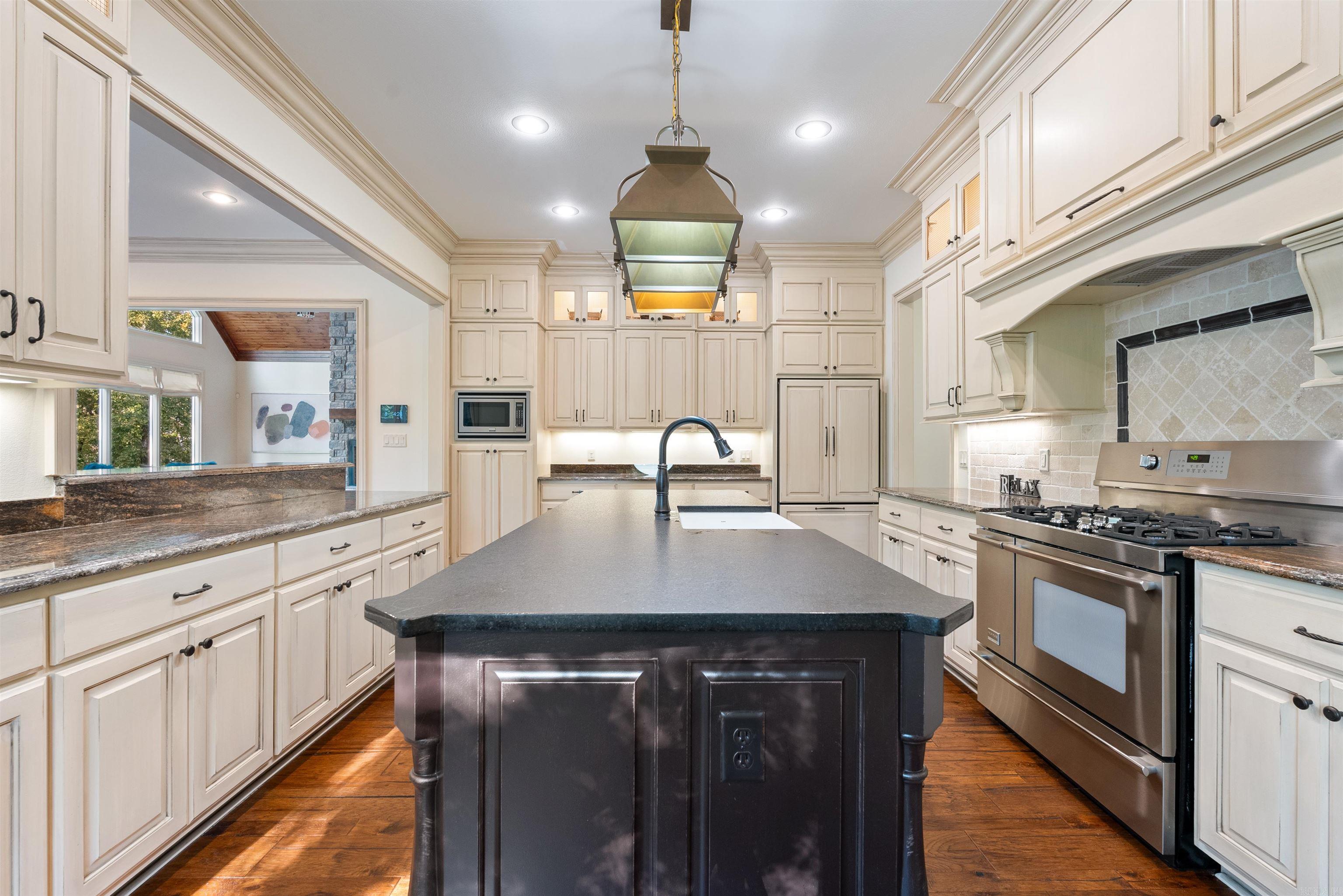 BRIGHTON POINTE - Residential