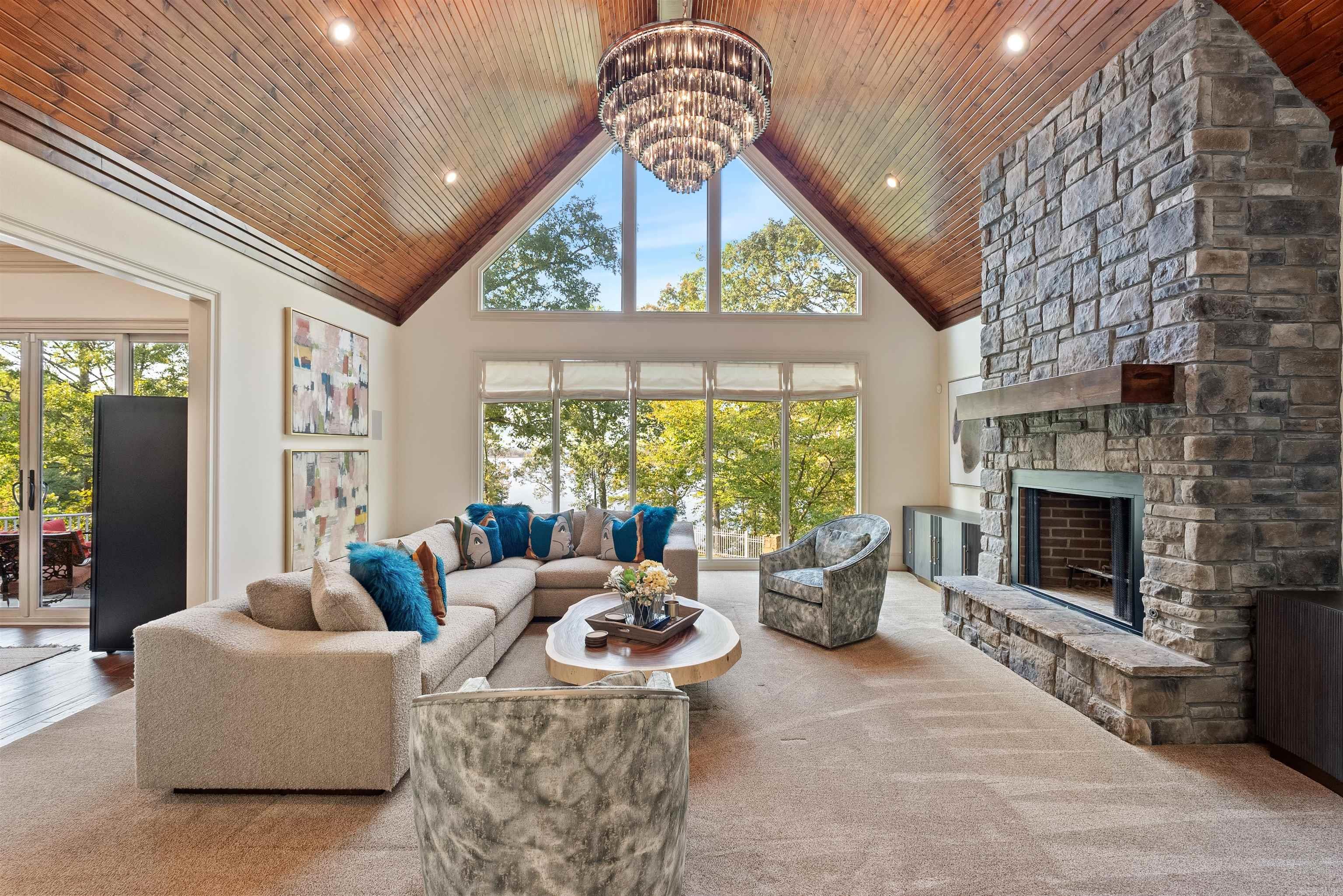 BRIGHTON POINTE - Residential