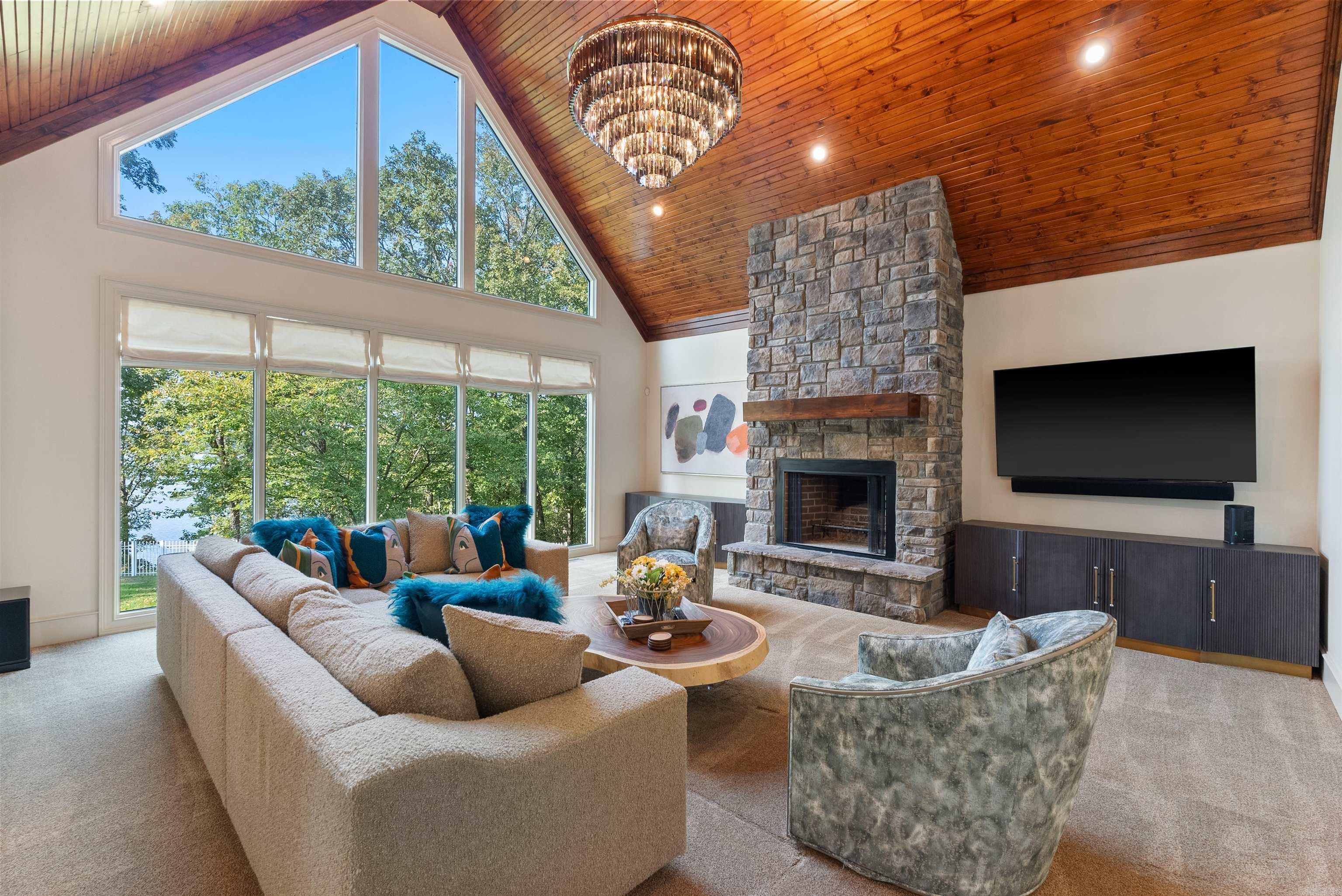 BRIGHTON POINTE - Residential