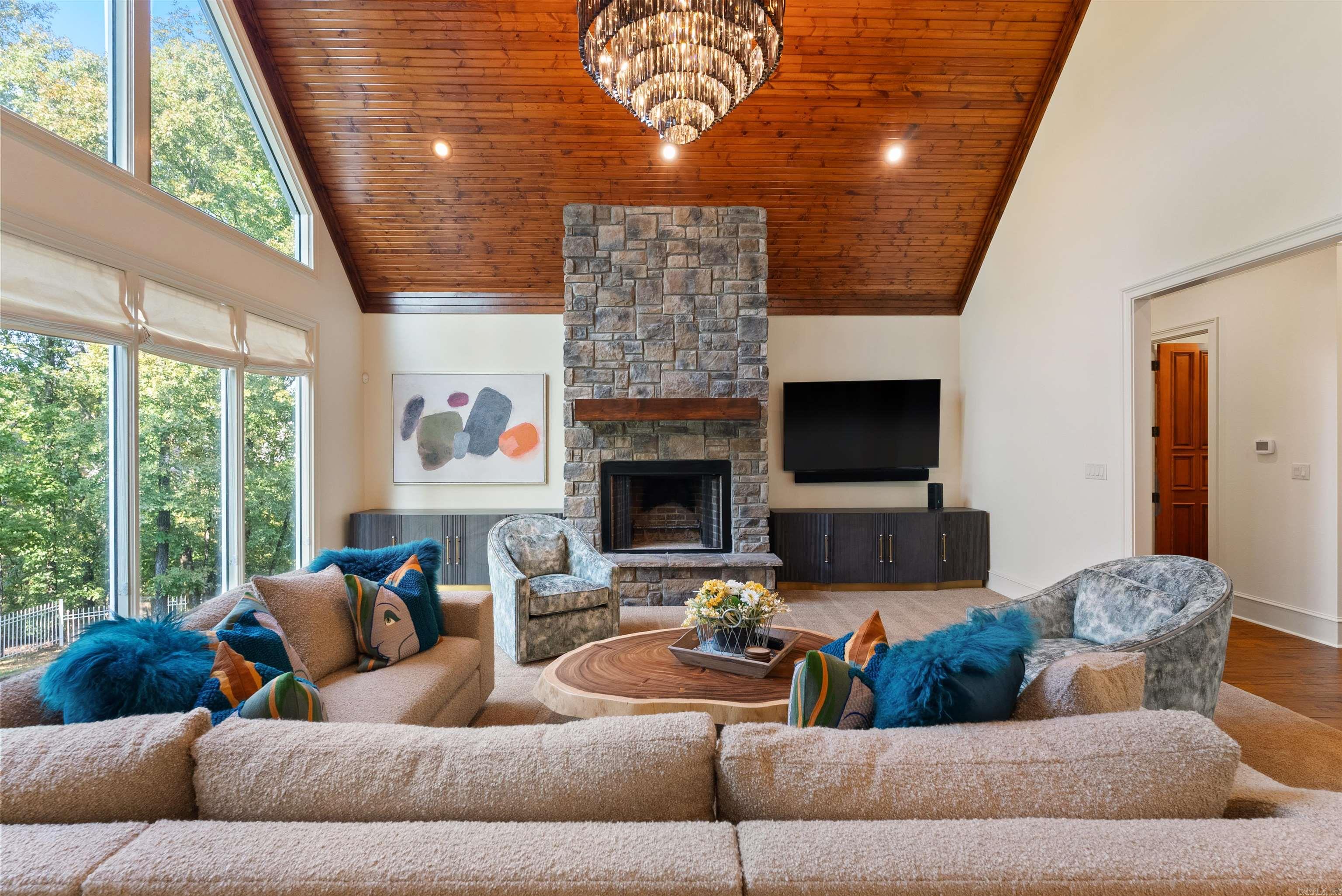 BRIGHTON POINTE - Residential