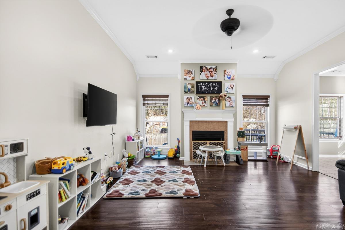 AUBURN HILLS - Residential