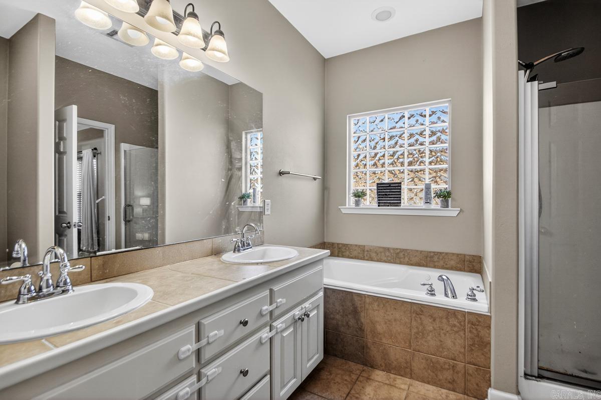 AUBURN HILLS - Residential