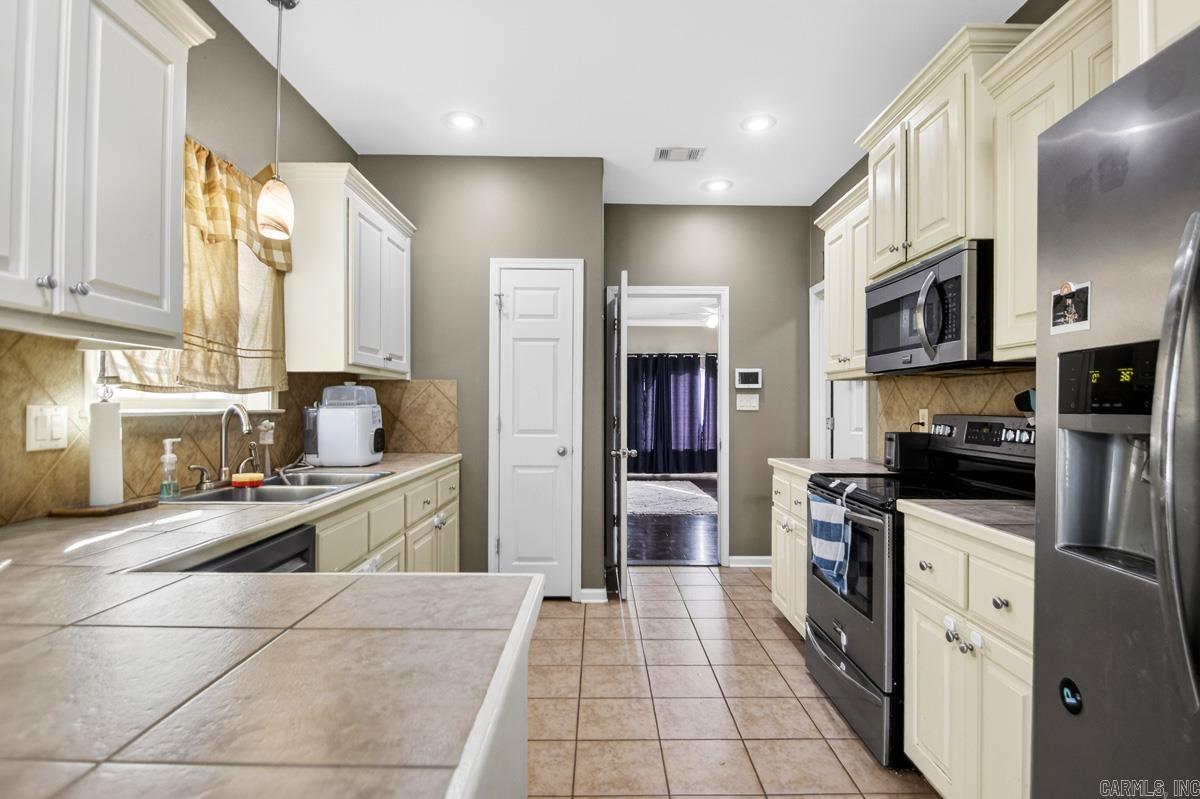 AUBURN HILLS - Residential