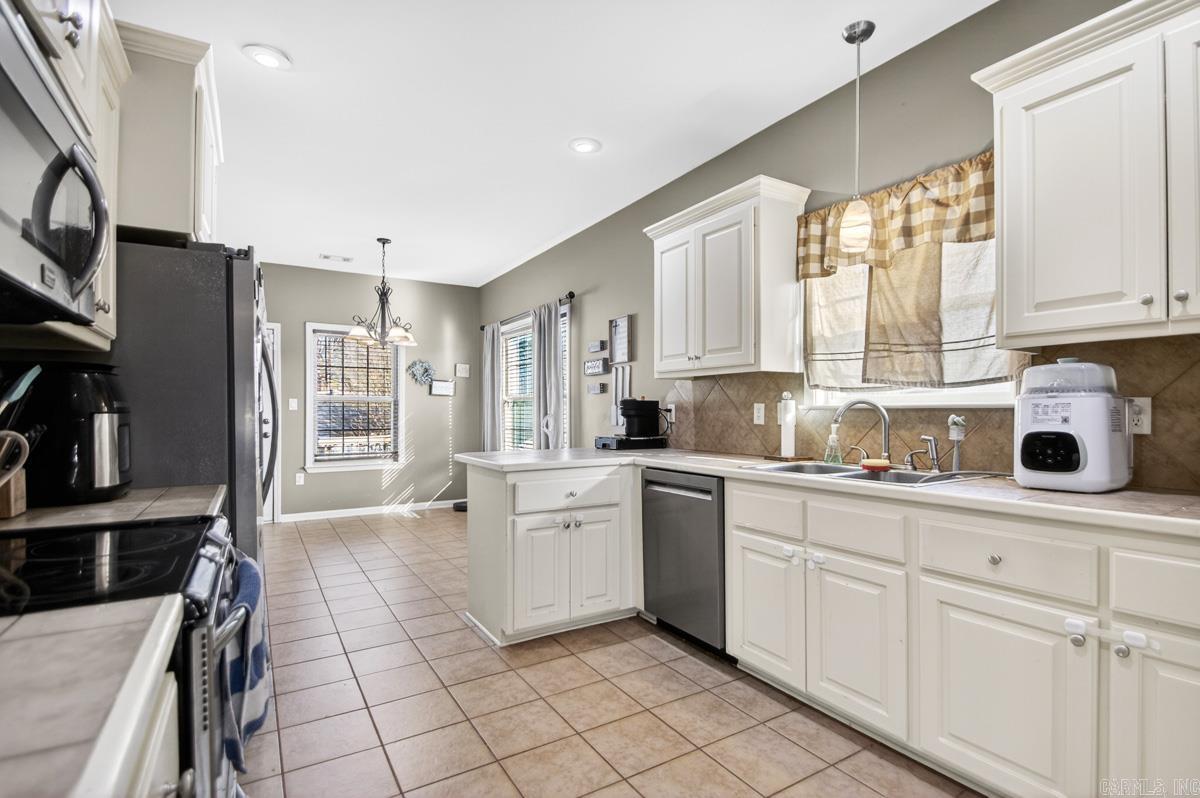 AUBURN HILLS - Residential