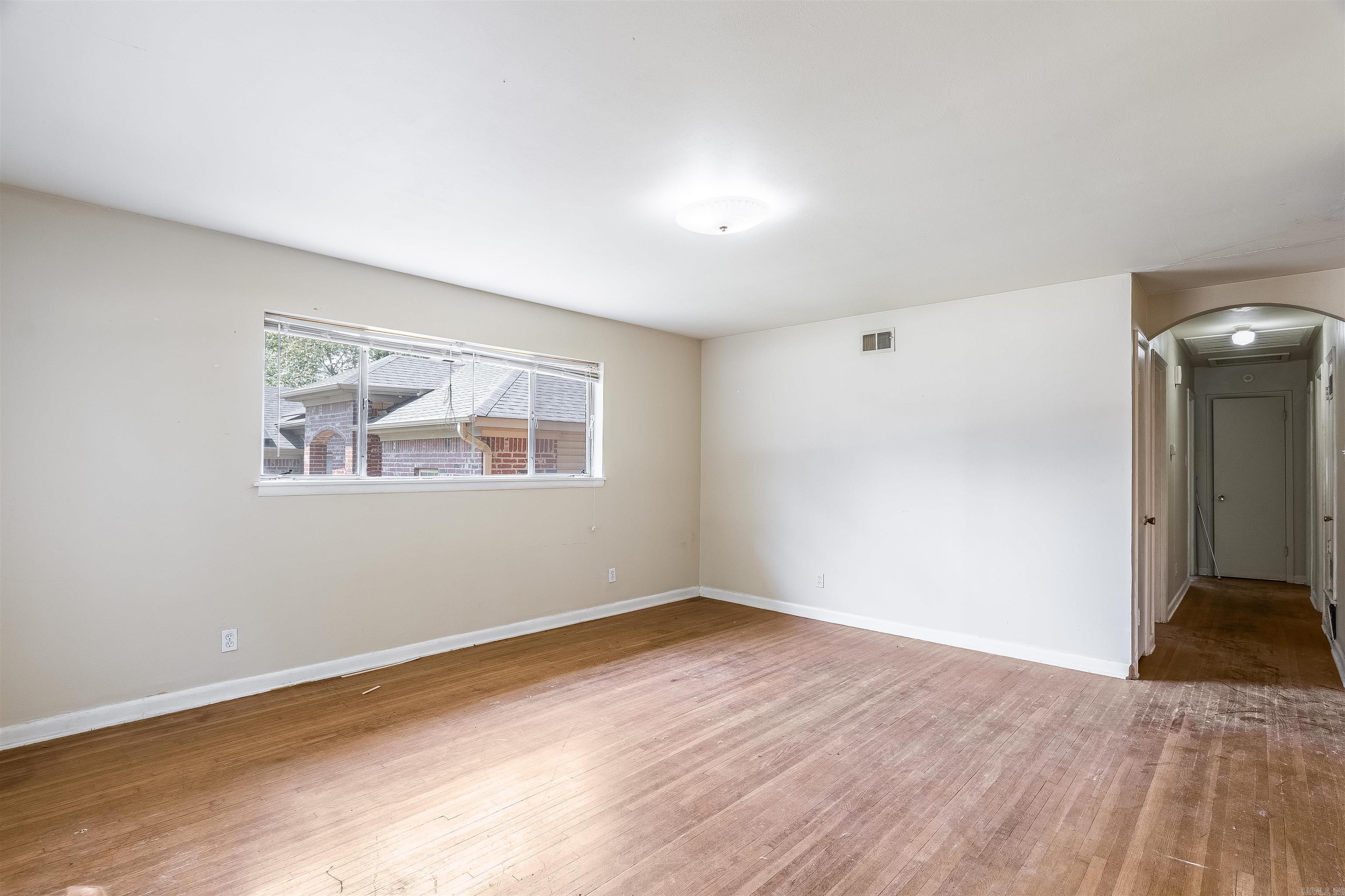 BRIARWOOD - Residential