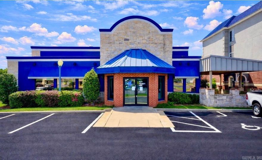 Located within a thriving hotel and restaurant development, this property benefits from a built-in customer base, surrounded by three established hotels that bring consistent traffic from visitors and travelers year-round.  The property presents an incredible value and opportunity. Following a recent kitchen fire, the owner is offering a generous $500,000 allowance for the new owner to remodel the kitchen and restaurant space to fit their vision.