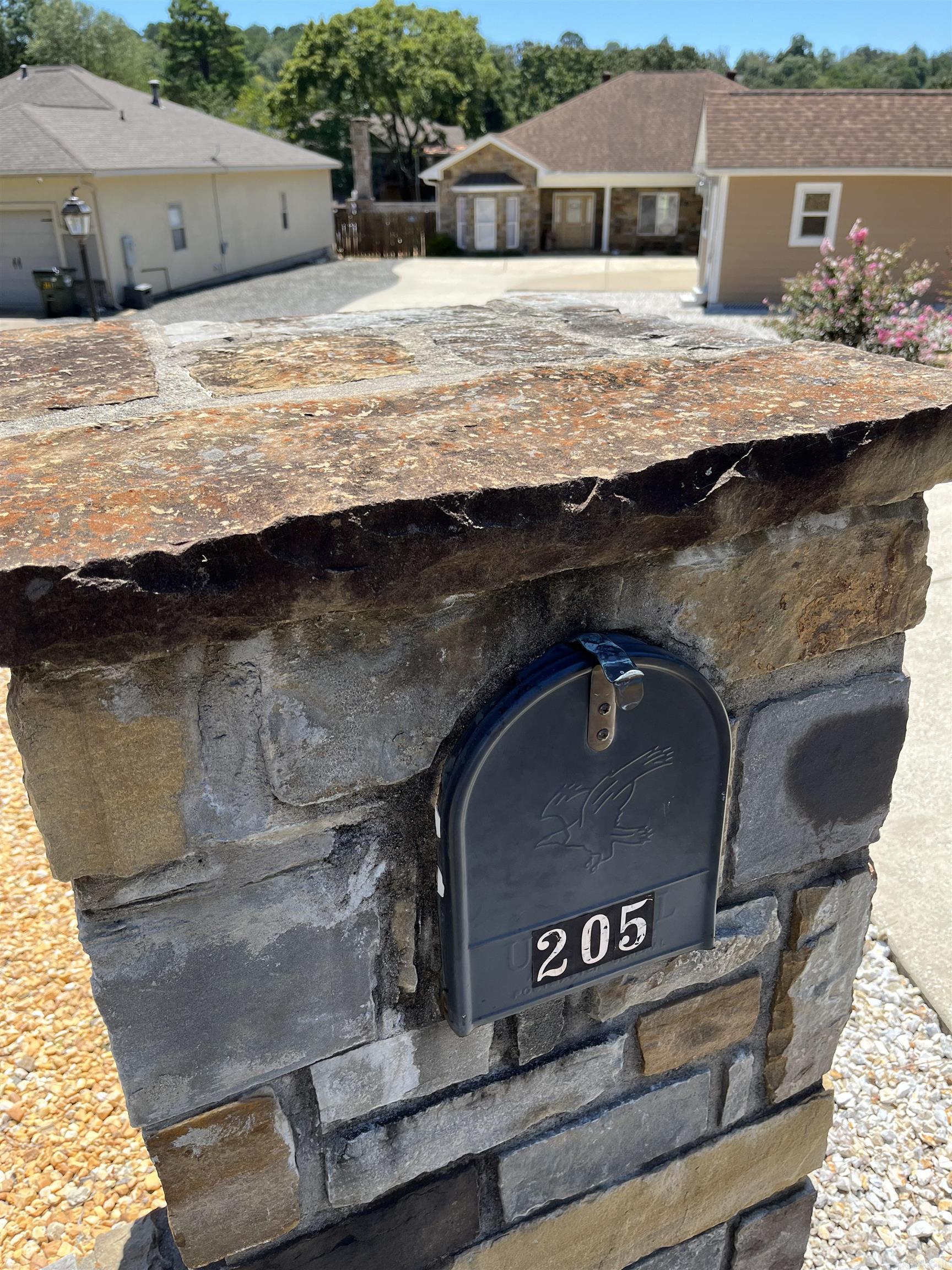 FOUR OAKS - Residential