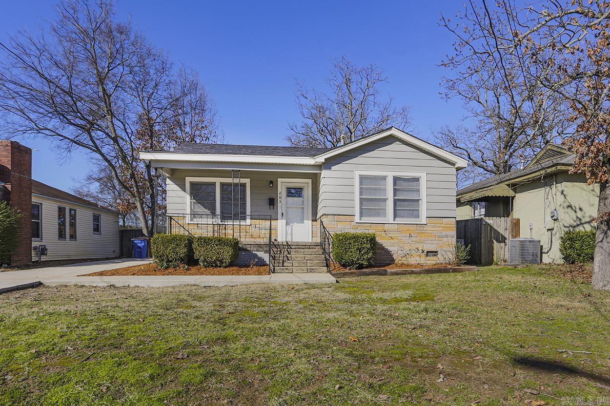 This charming, completely renovated home is located in the heart of historic Park Hill neighborhood. Lovely hardwood floors, updated floor tiling in the bathroom and a flat back yard with new privacy fence. Home also has new kitchen appliances, including washer/dryer and fridge that convey with the property. Home is a must see.