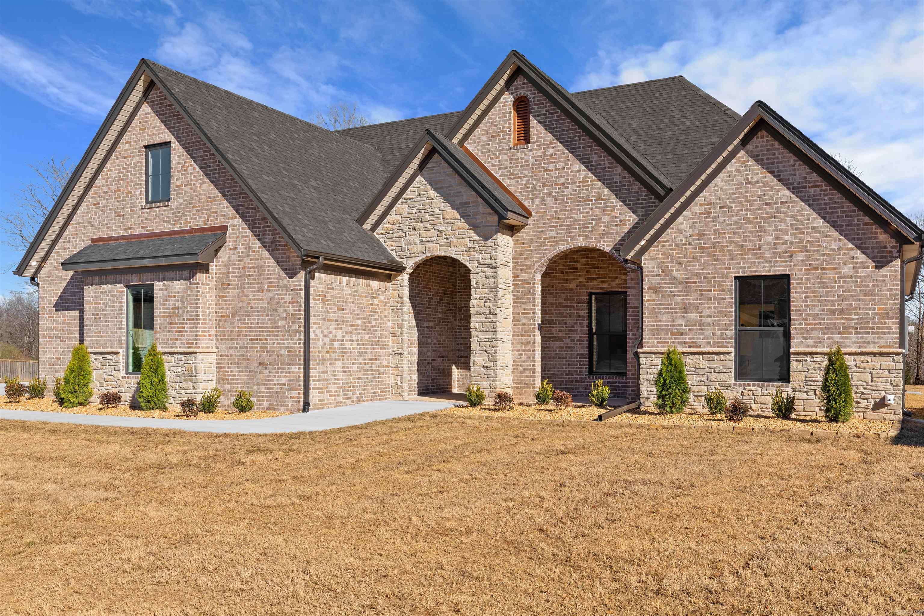 NATURAL TRAIL ESTATES - Residential