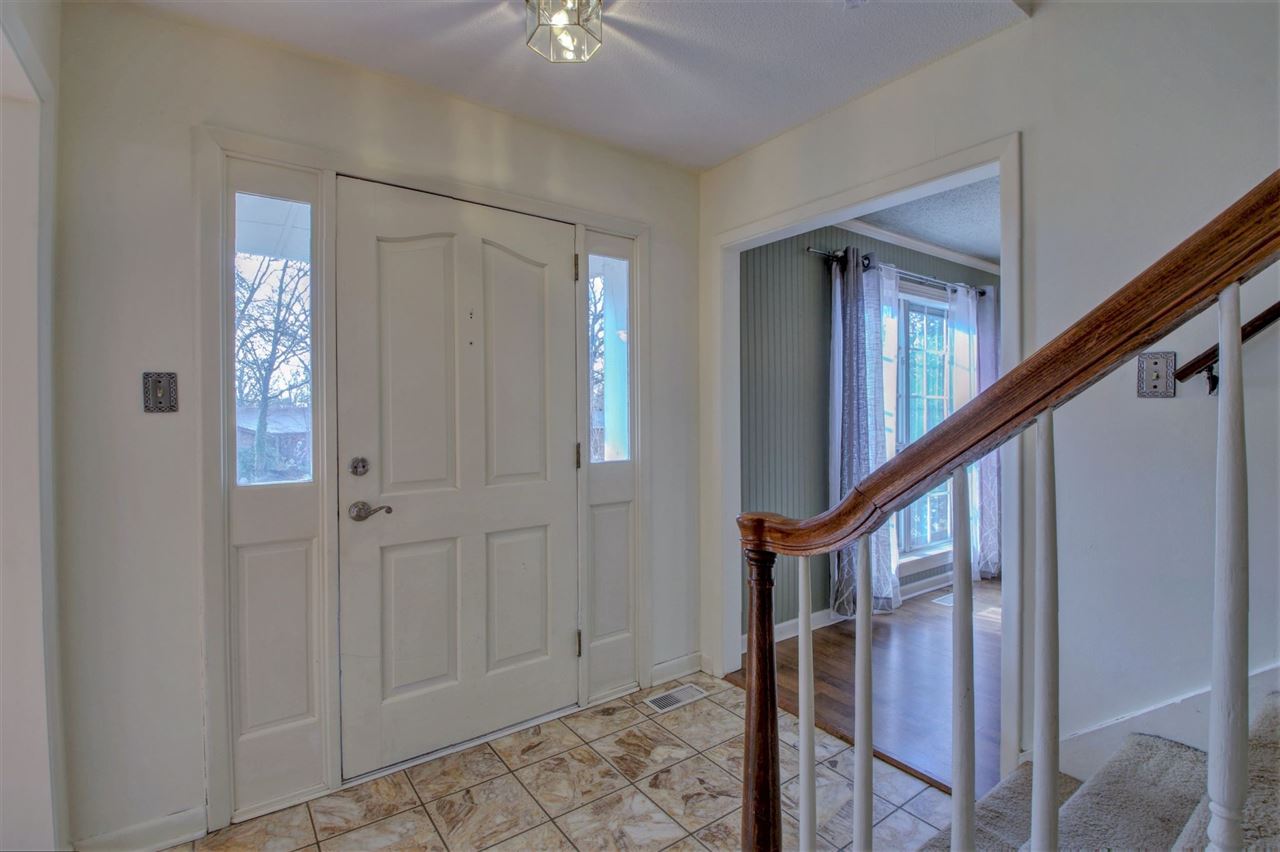 INDIAN HILLS - Residential