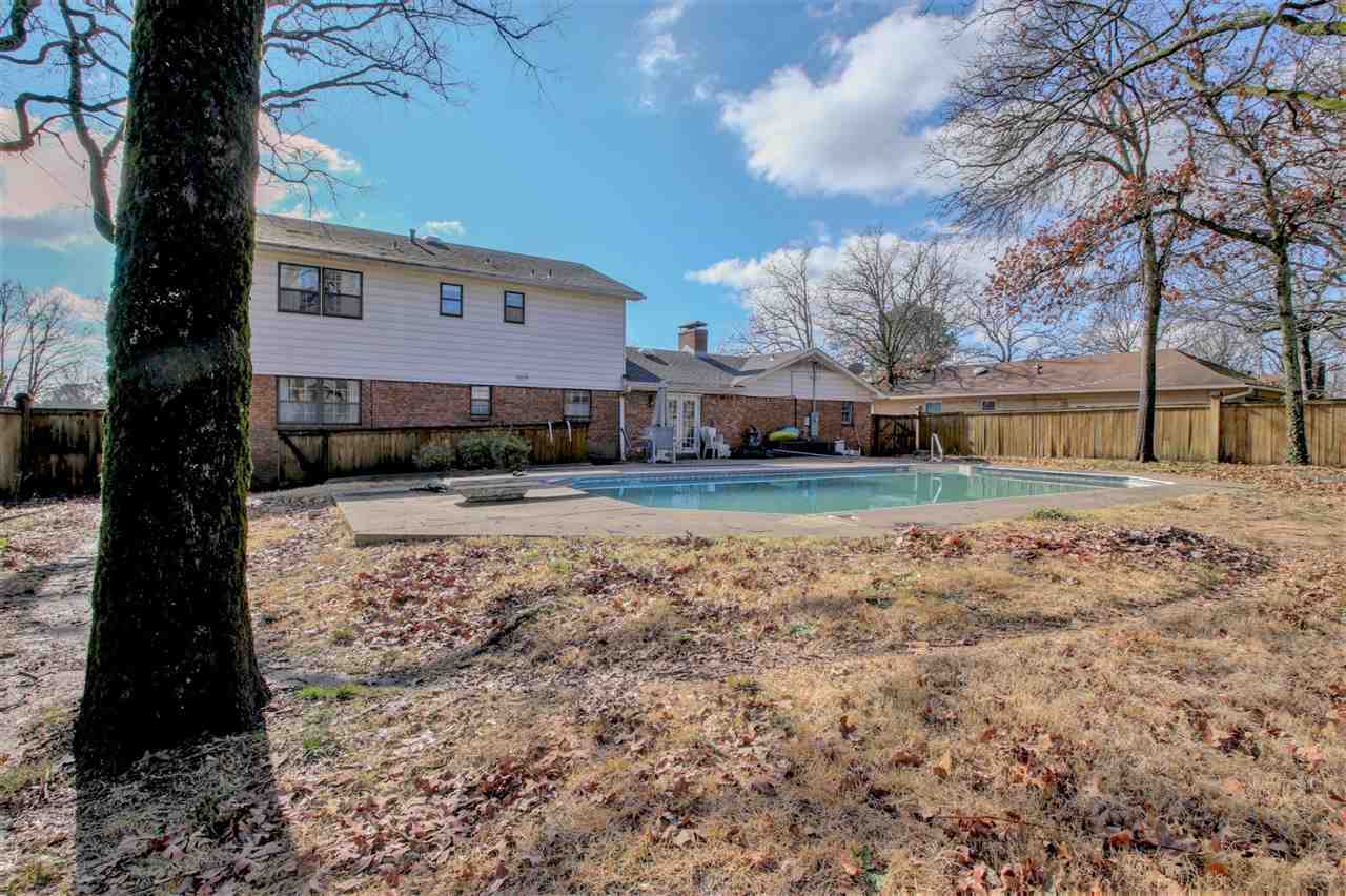 INDIAN HILLS - Residential