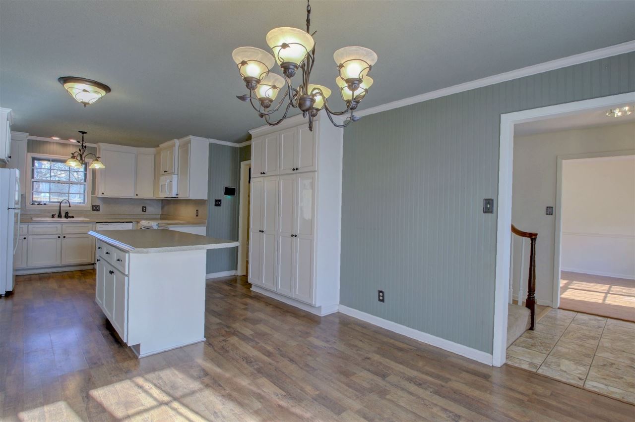 INDIAN HILLS - Residential