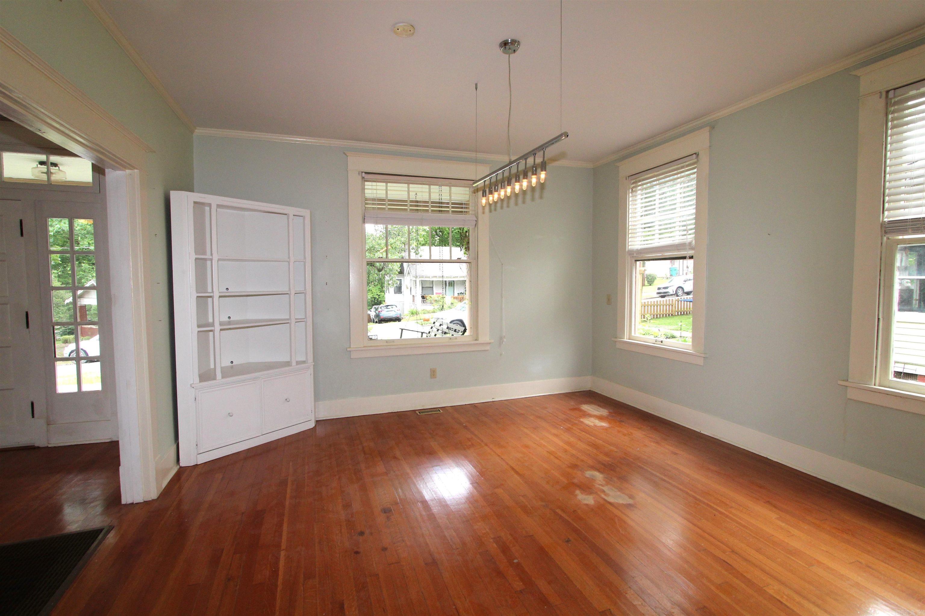 YOUNGS PARK - Residential