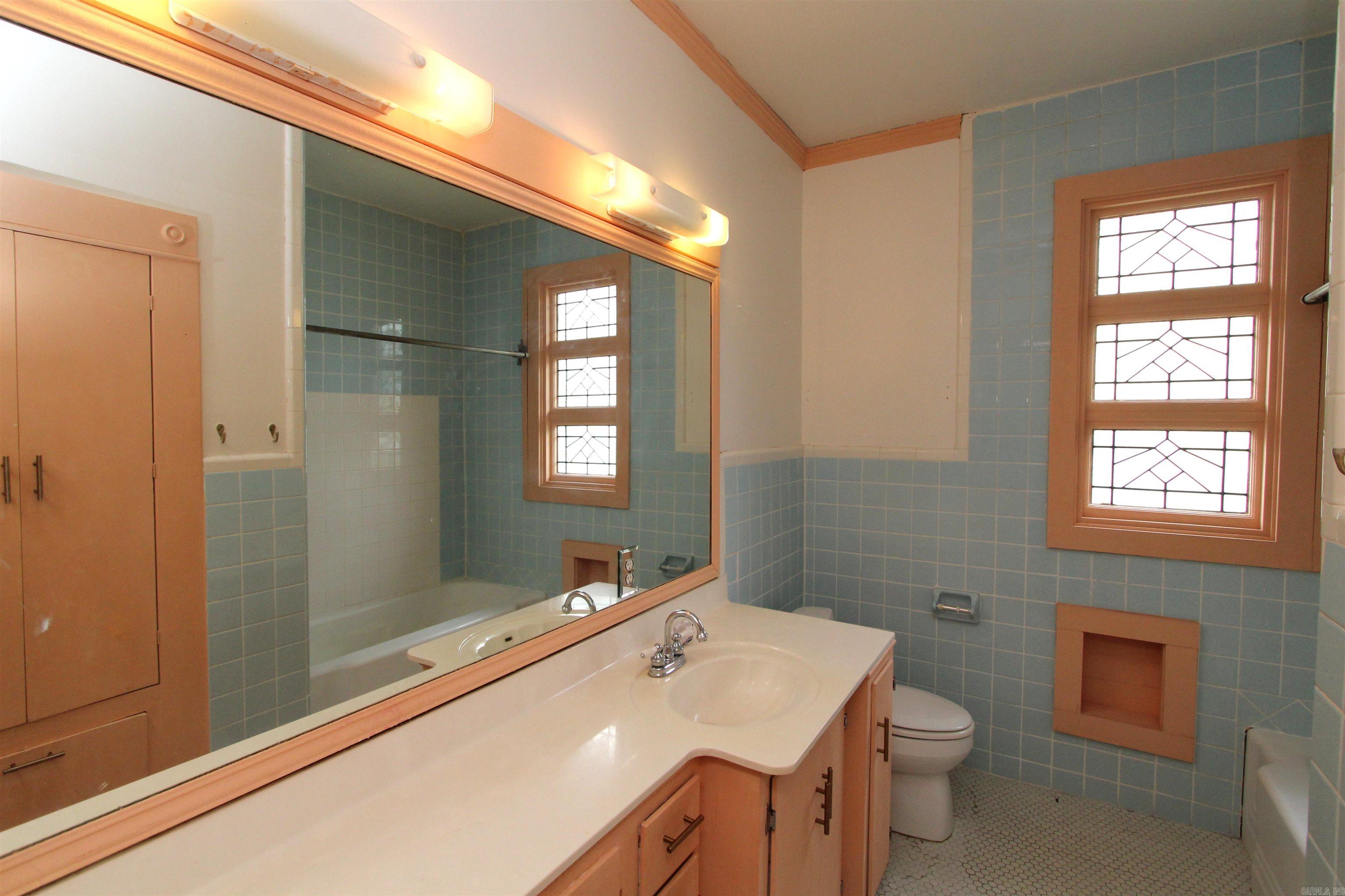 YOUNGS PARK - Residential