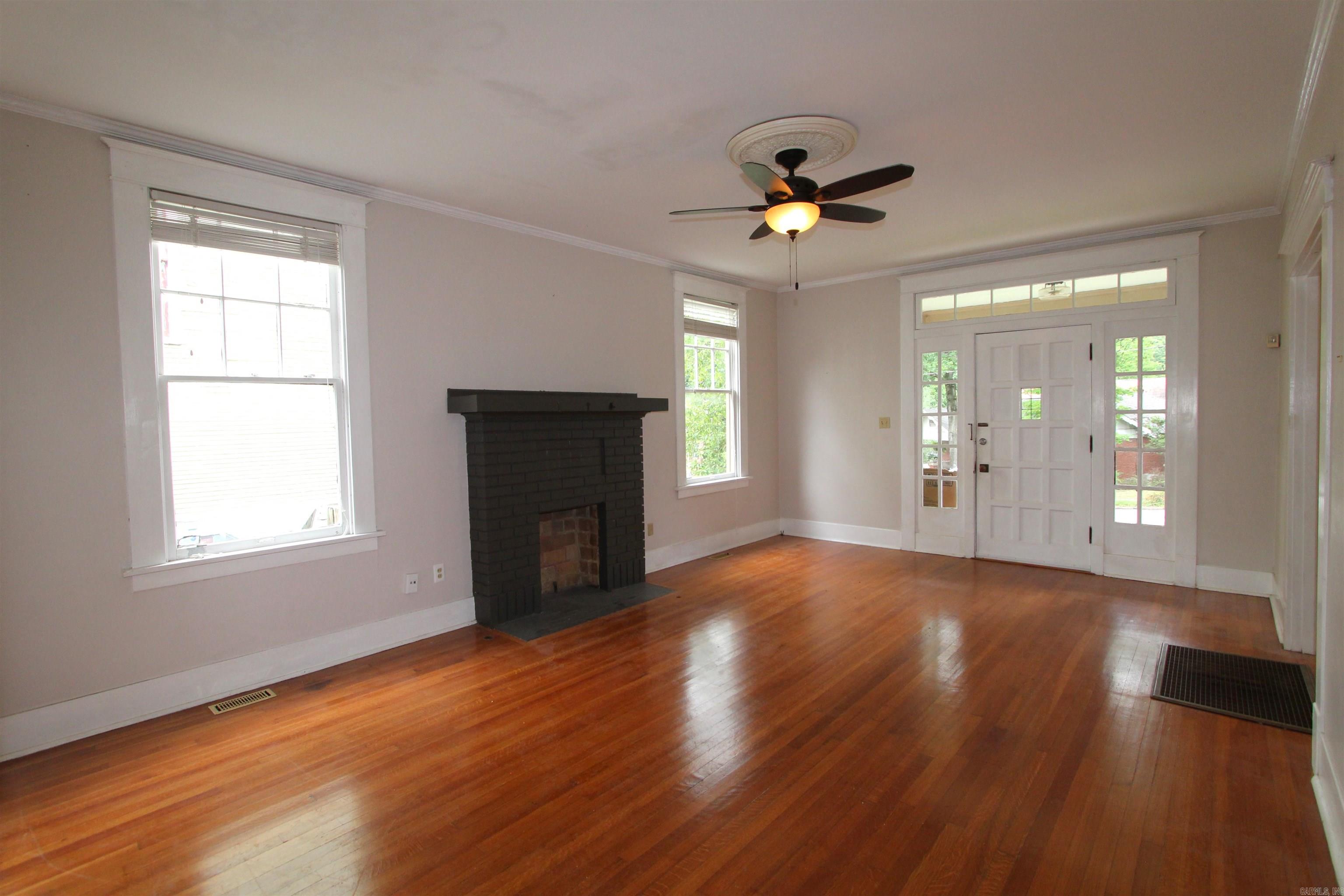 YOUNGS PARK - Residential