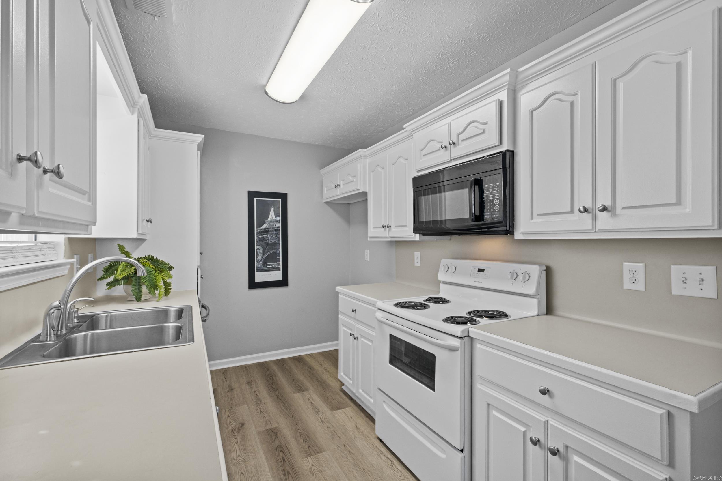 NORTH POINTE ADDN - Residential