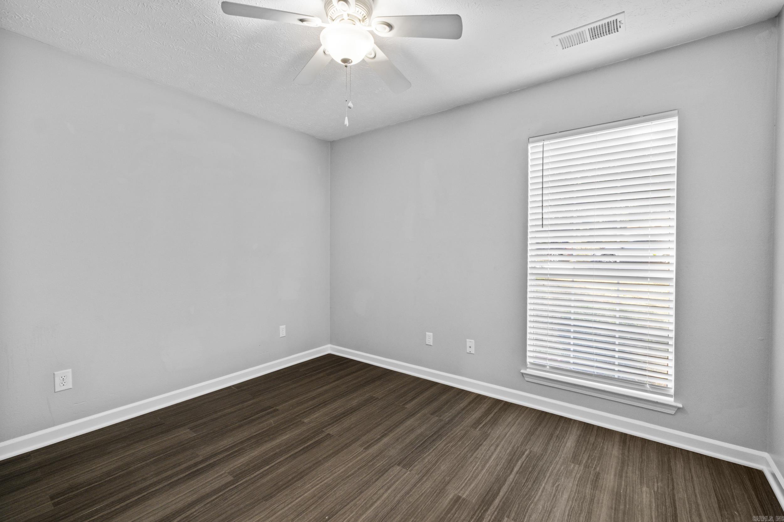 NORTH POINTE ADDN - Residential