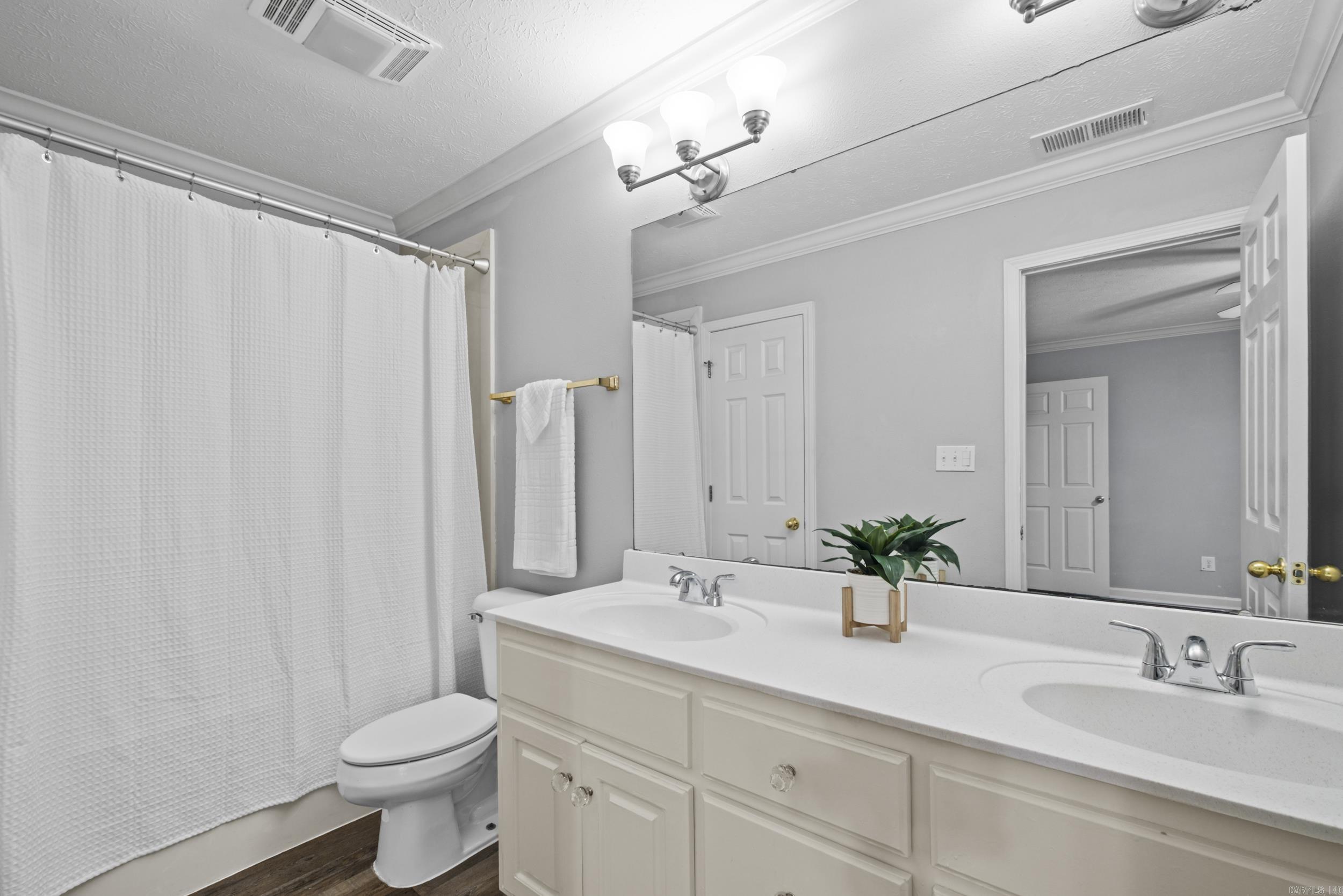 NORTH POINTE ADDN - Residential