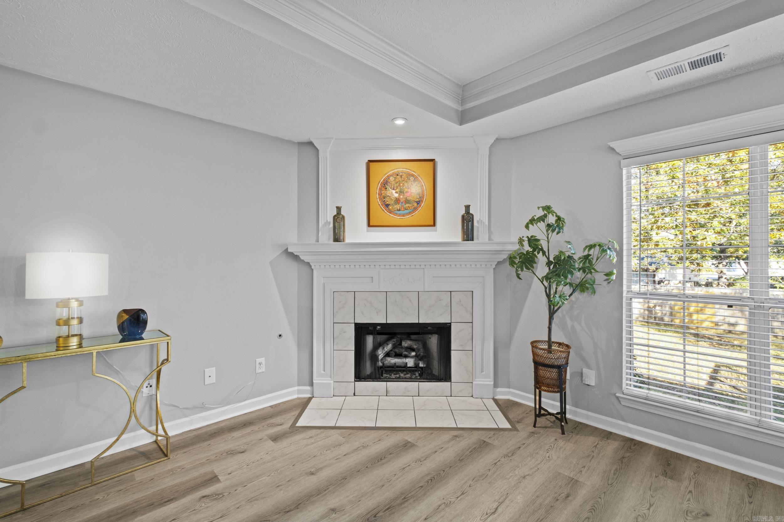 NORTH POINTE ADDN - Residential