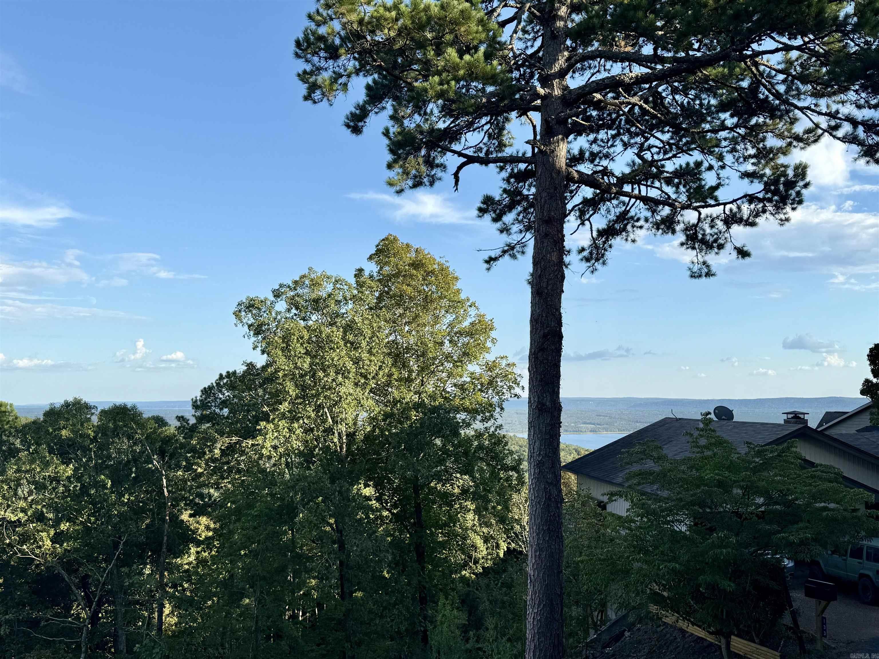 CLIFFSIDE LODGE - Residential