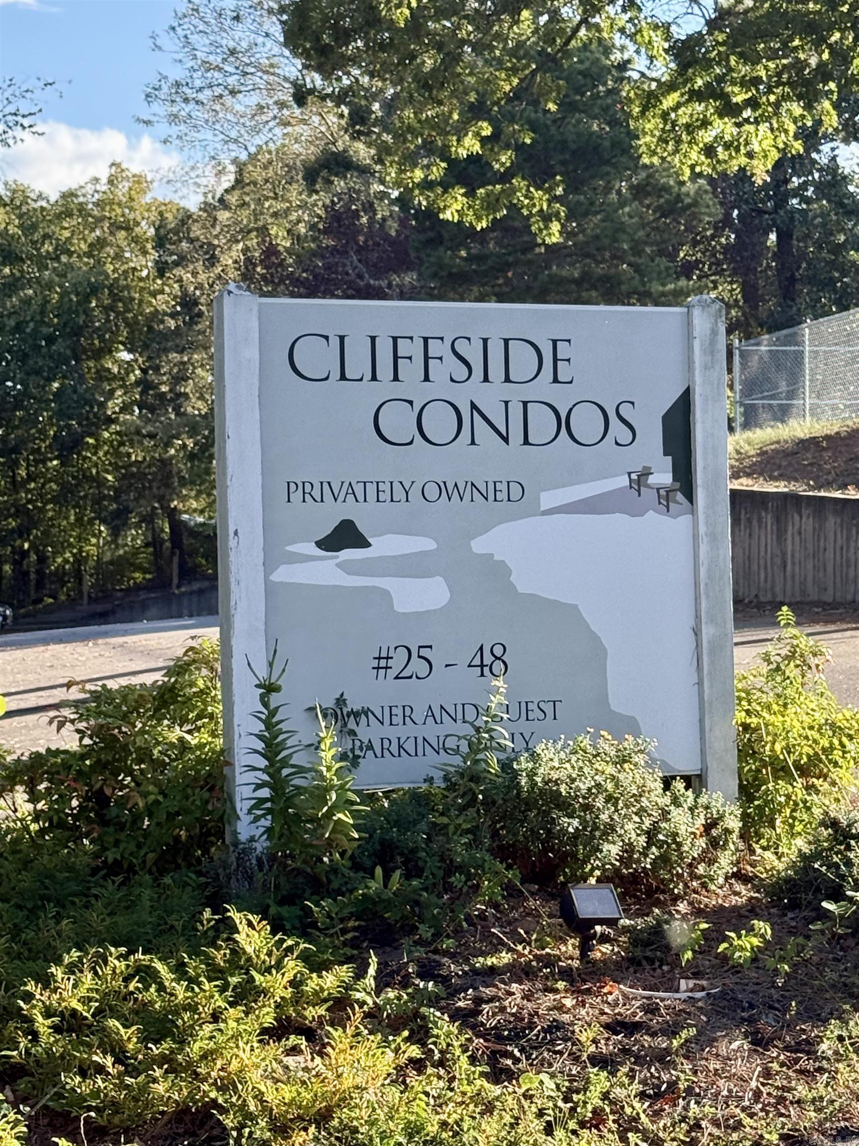 CLIFFSIDE LODGE - Residential