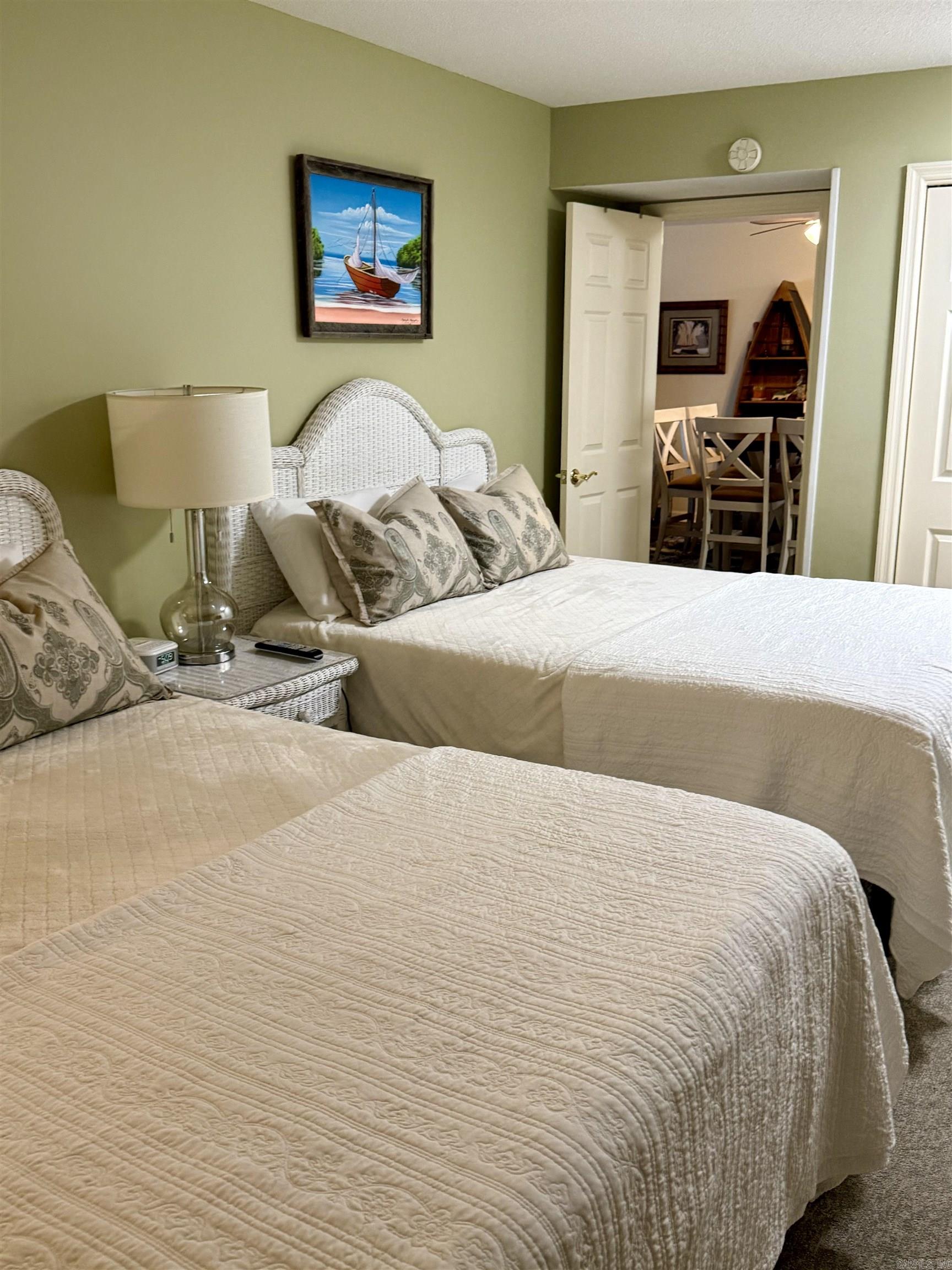 CLIFFSIDE LODGE - Residential