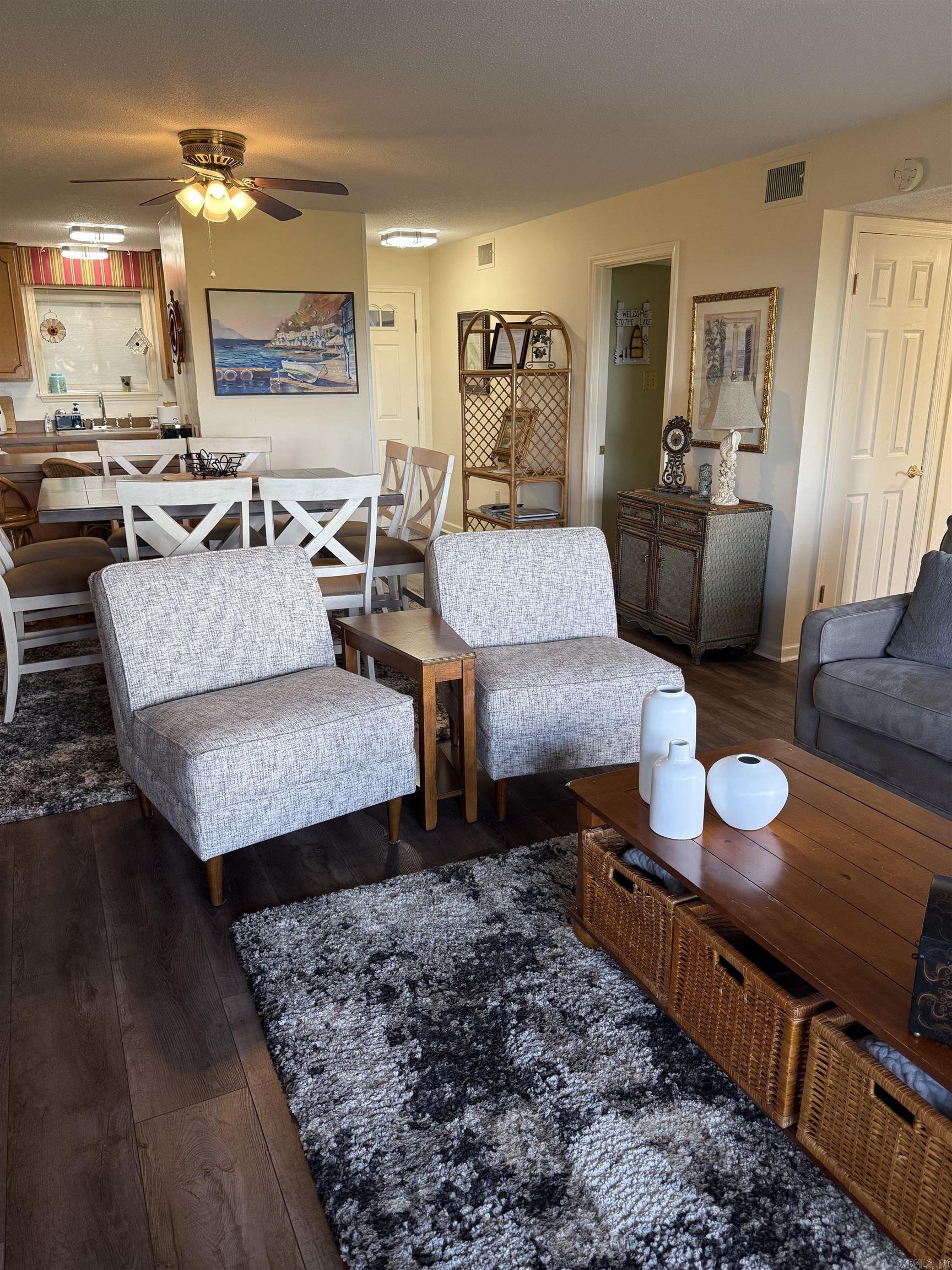 CLIFFSIDE LODGE - Residential