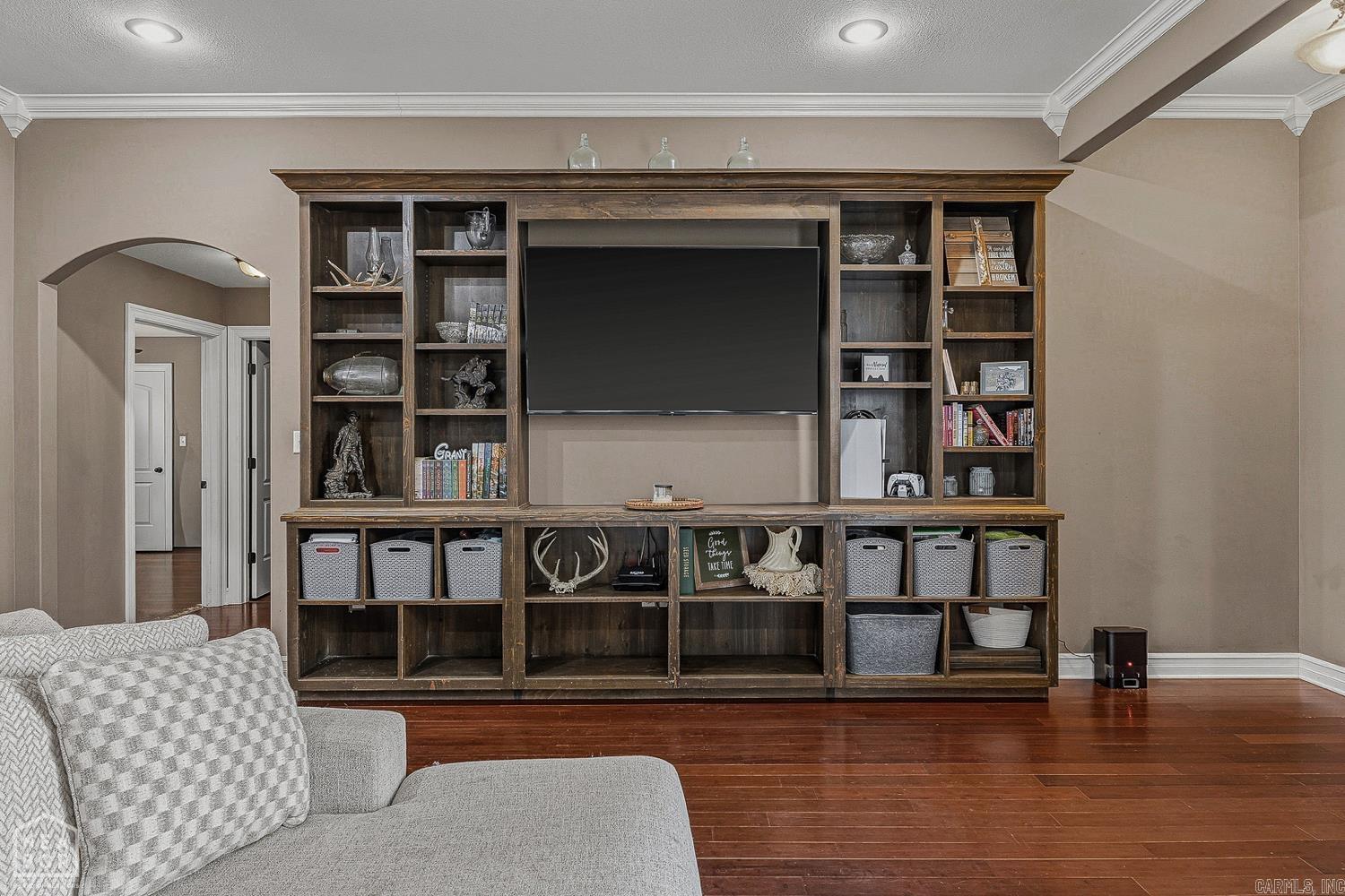 CARRIAGE HILL - Residential