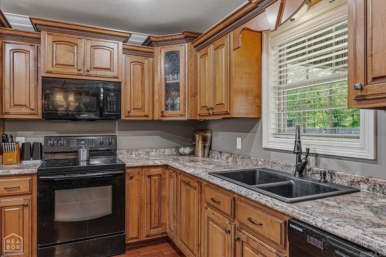 CARRIAGE HILL - Residential