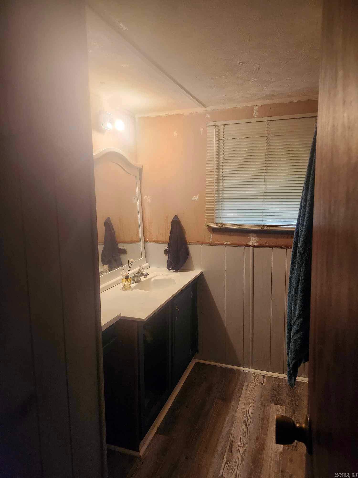 LAKESHORE - TODD DAVIS - Residential